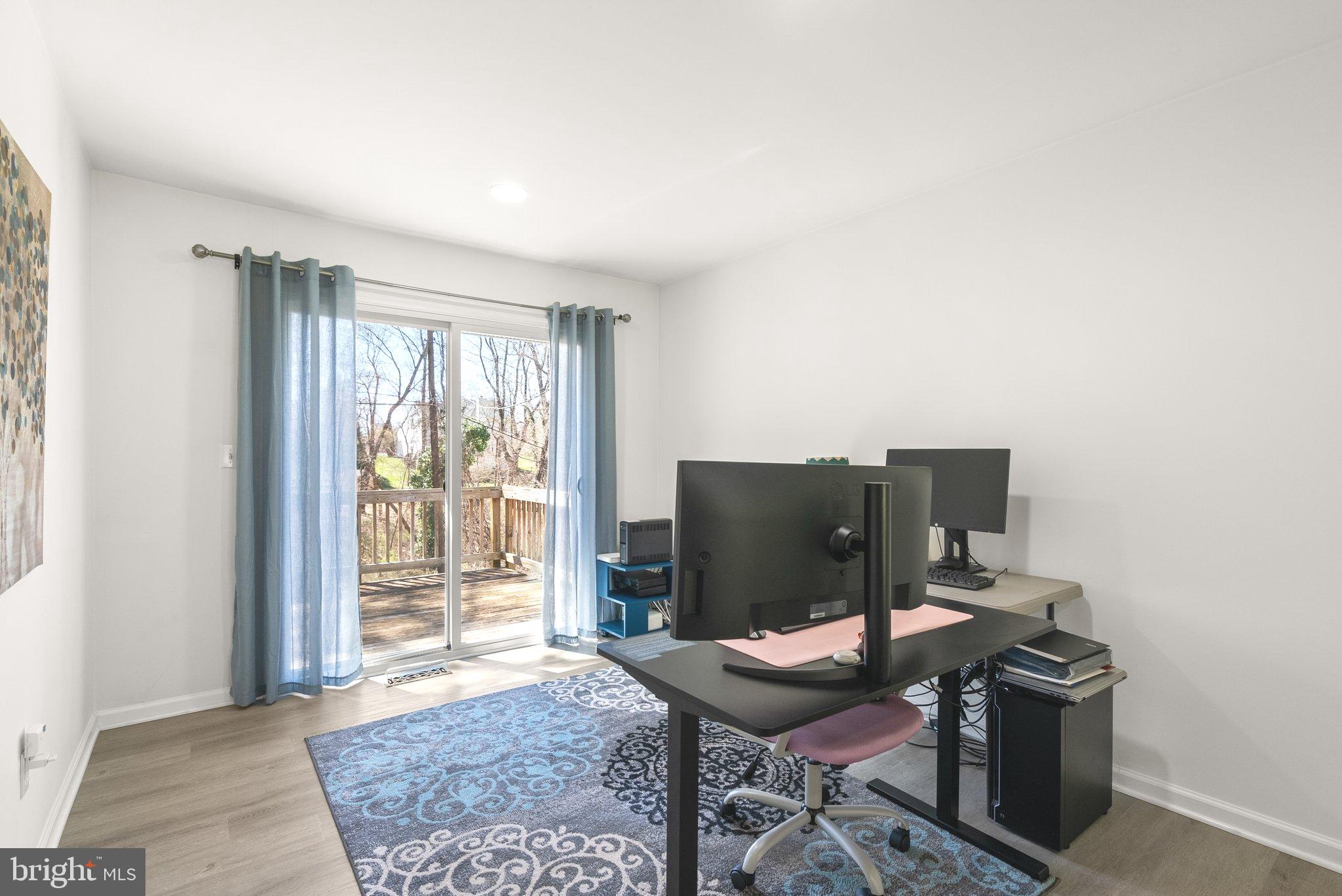 8607 PINECLIFF DRIVE