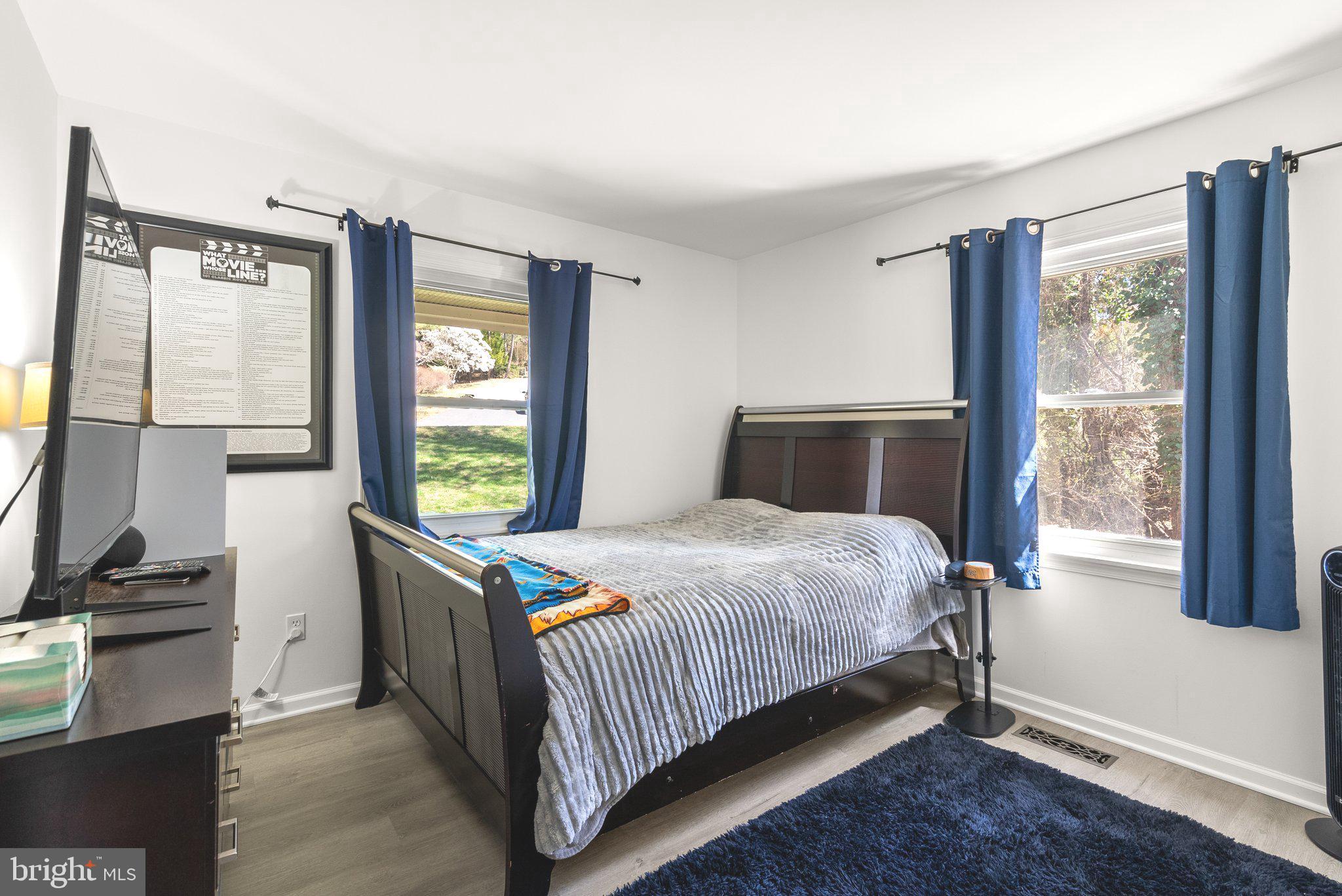 8607 PINECLIFF DRIVE