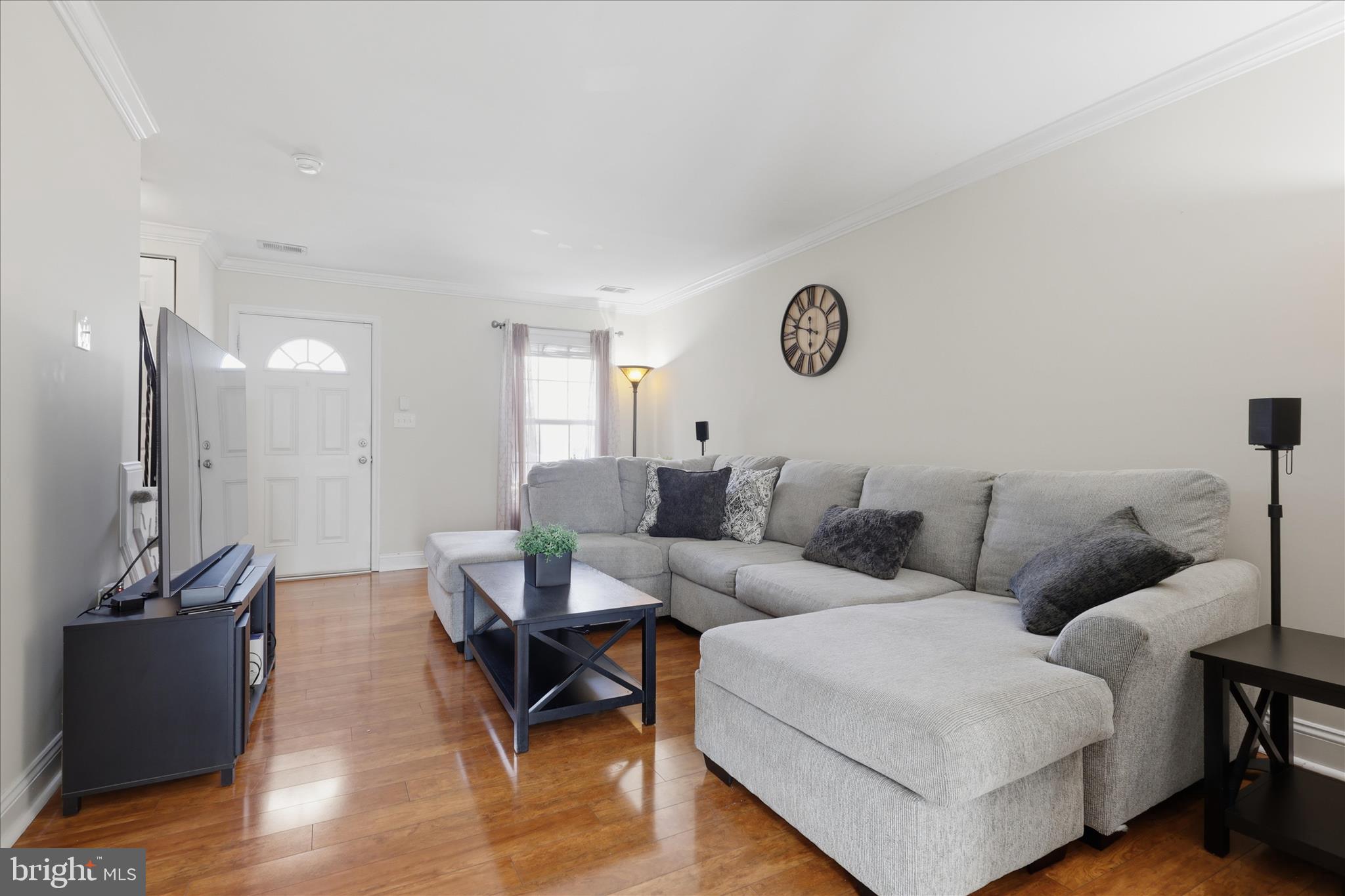 534 LANCASTER PLACE 534
