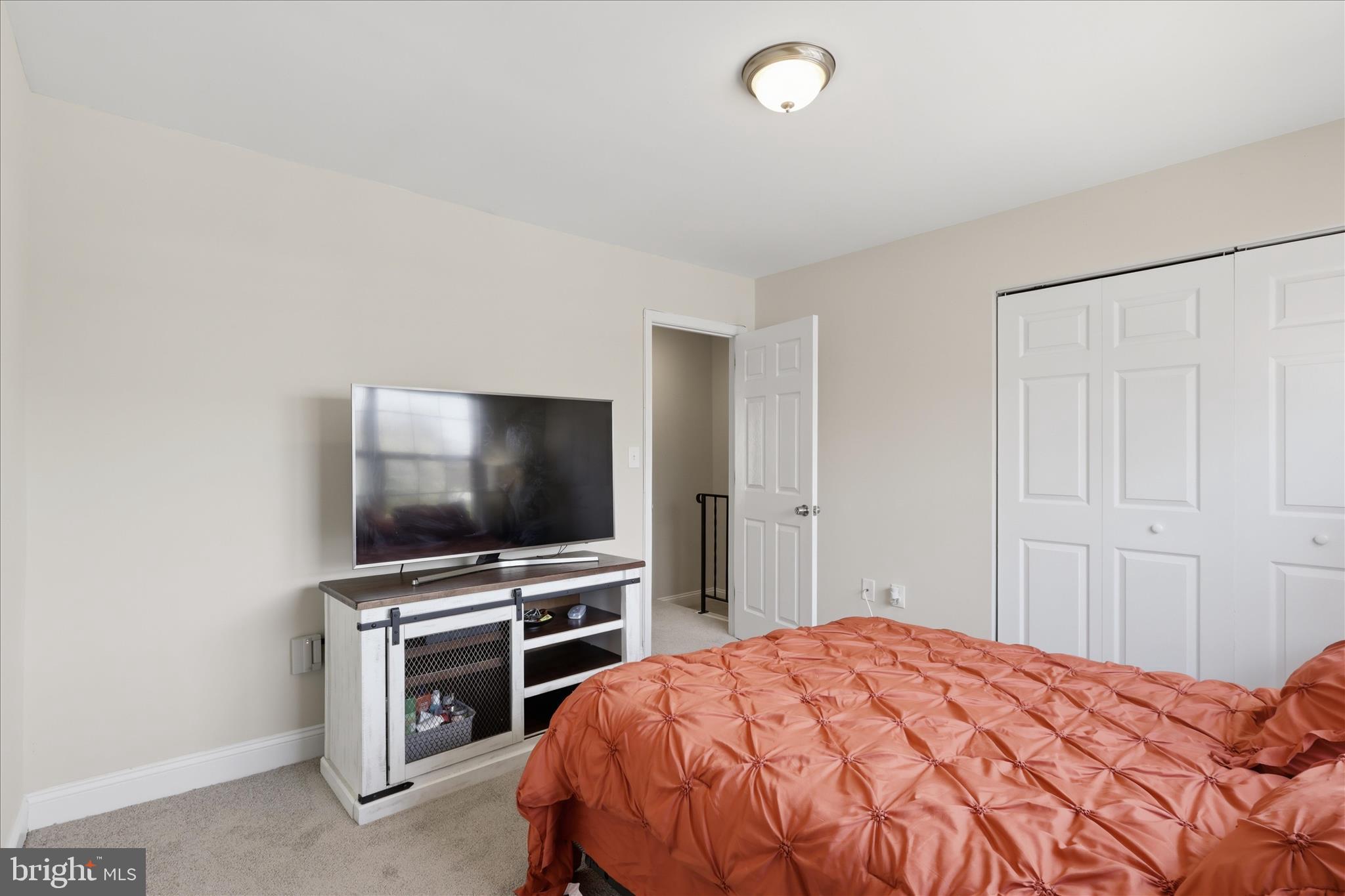 534 LANCASTER PLACE 534
