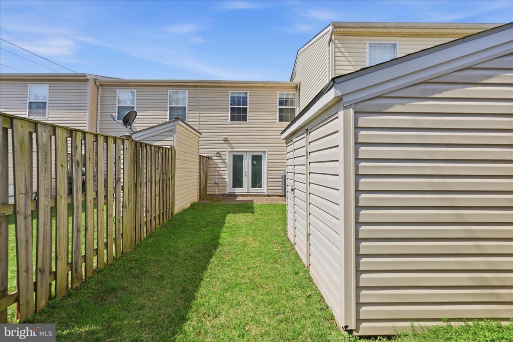 534 LANCASTER PLACE 534