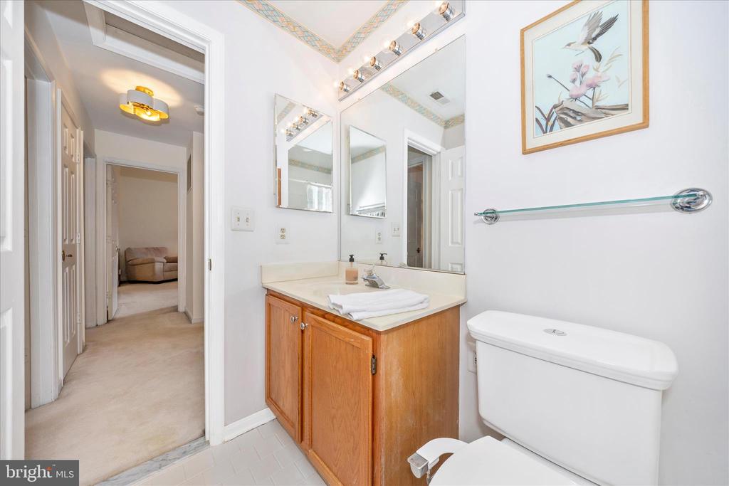 5319 SAINT MAWES COURT
