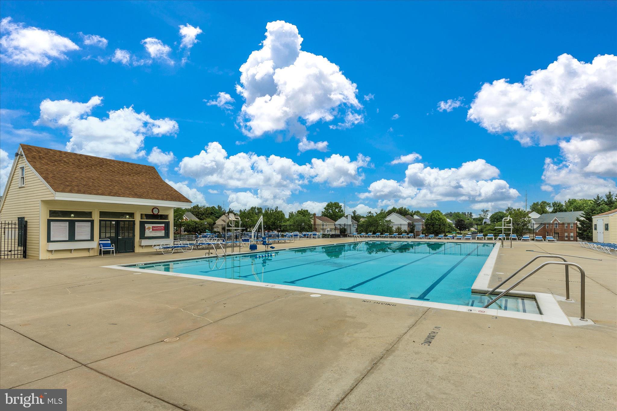 5319 SAINT MAWES COURT