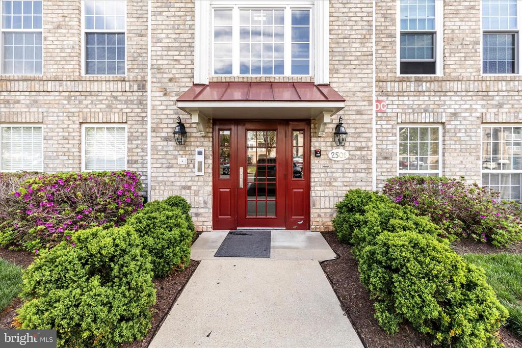 2501 CATOCTIN COURT 5 1D
