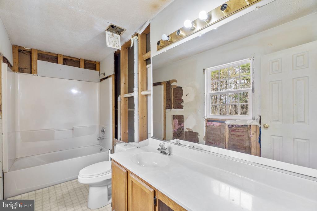 6622 GOOSEANDER COURT