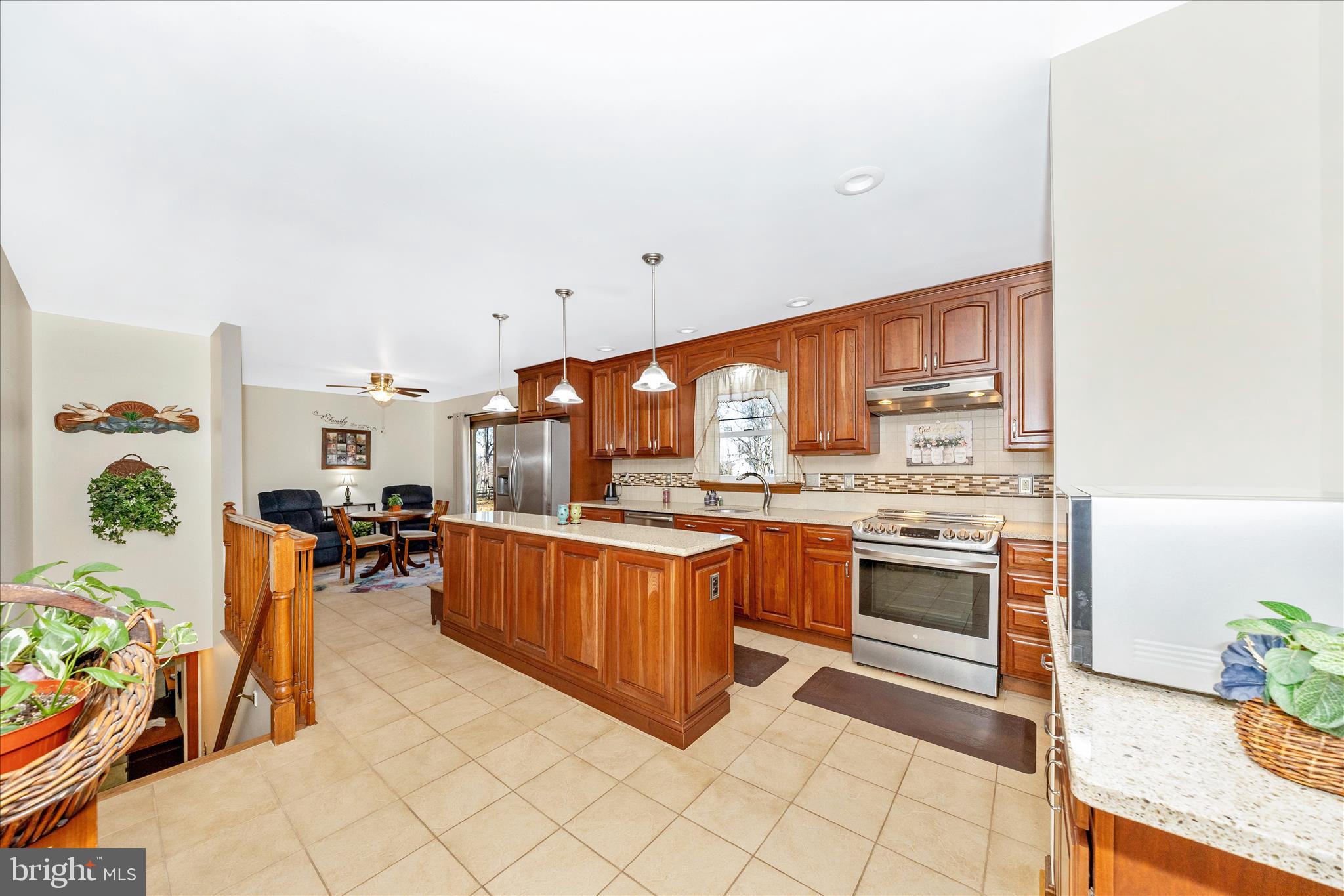 10523 ROLLING GREEN COURT