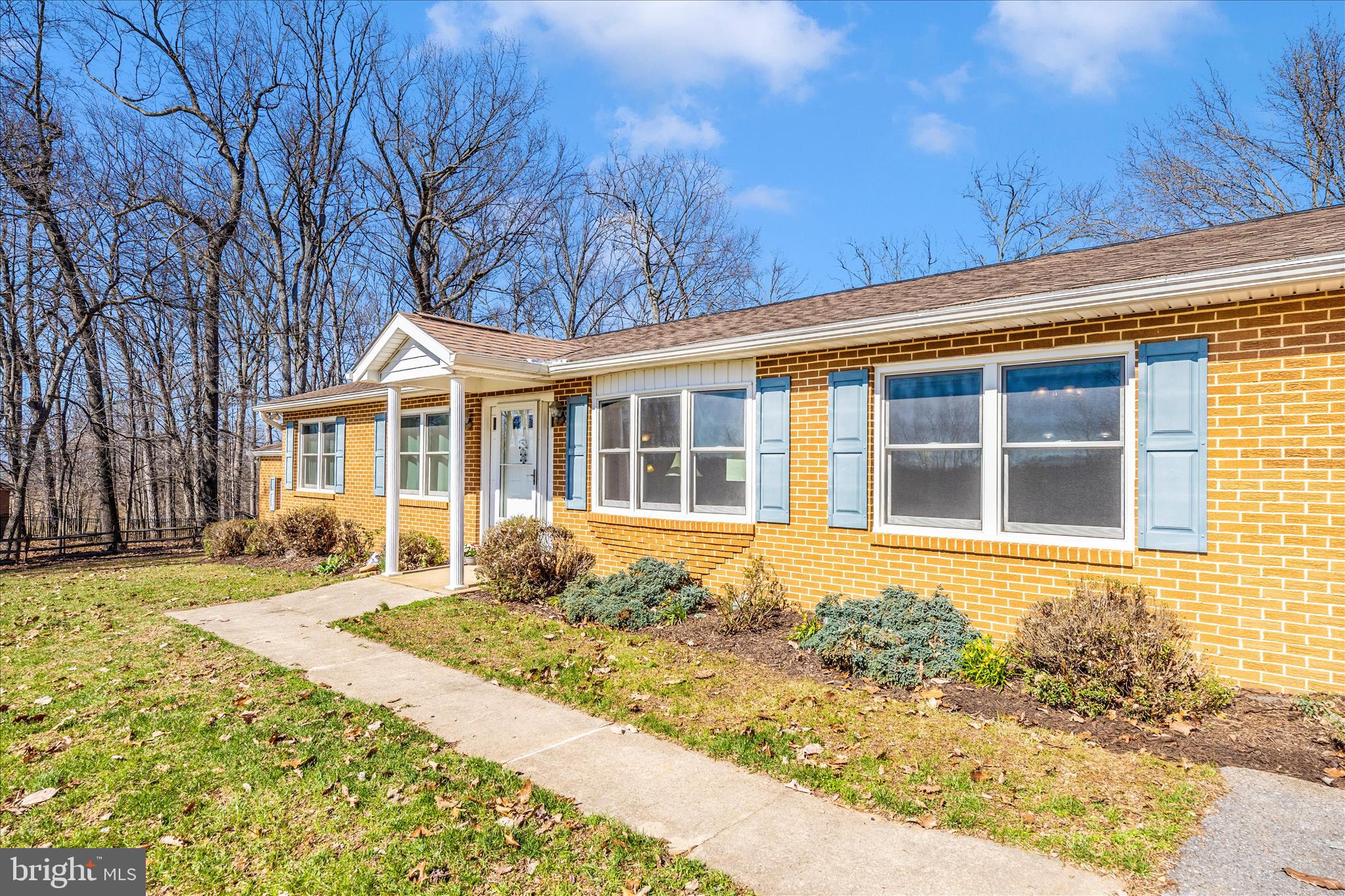 10523 ROLLING GREEN COURT