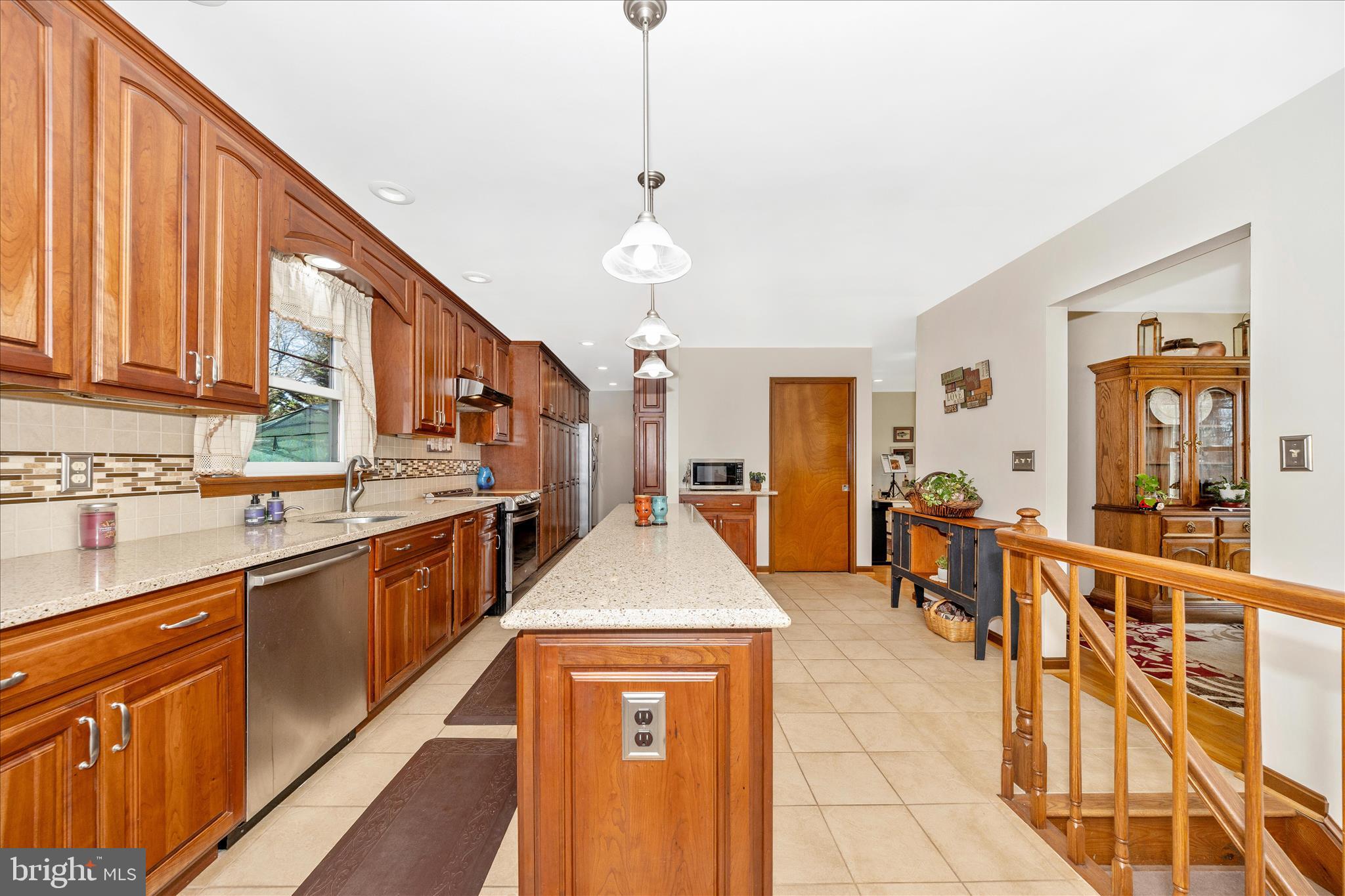 10523 ROLLING GREEN COURT