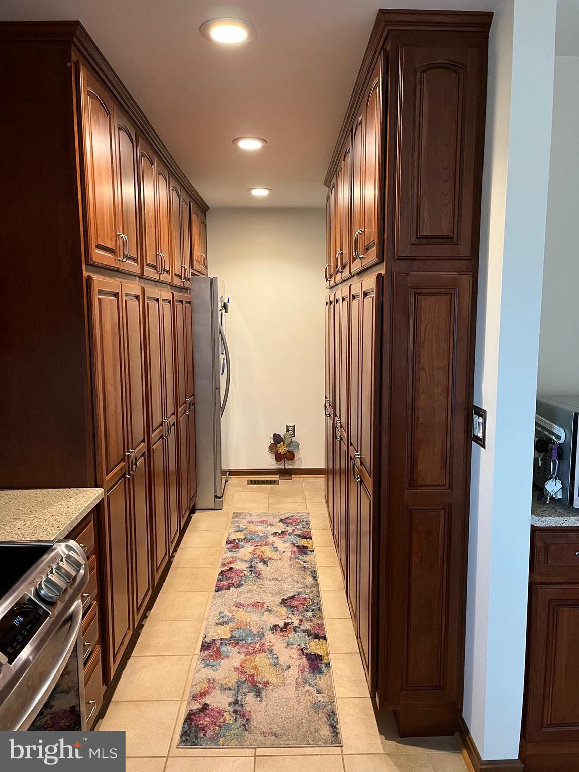 10523 ROLLING GREEN COURT