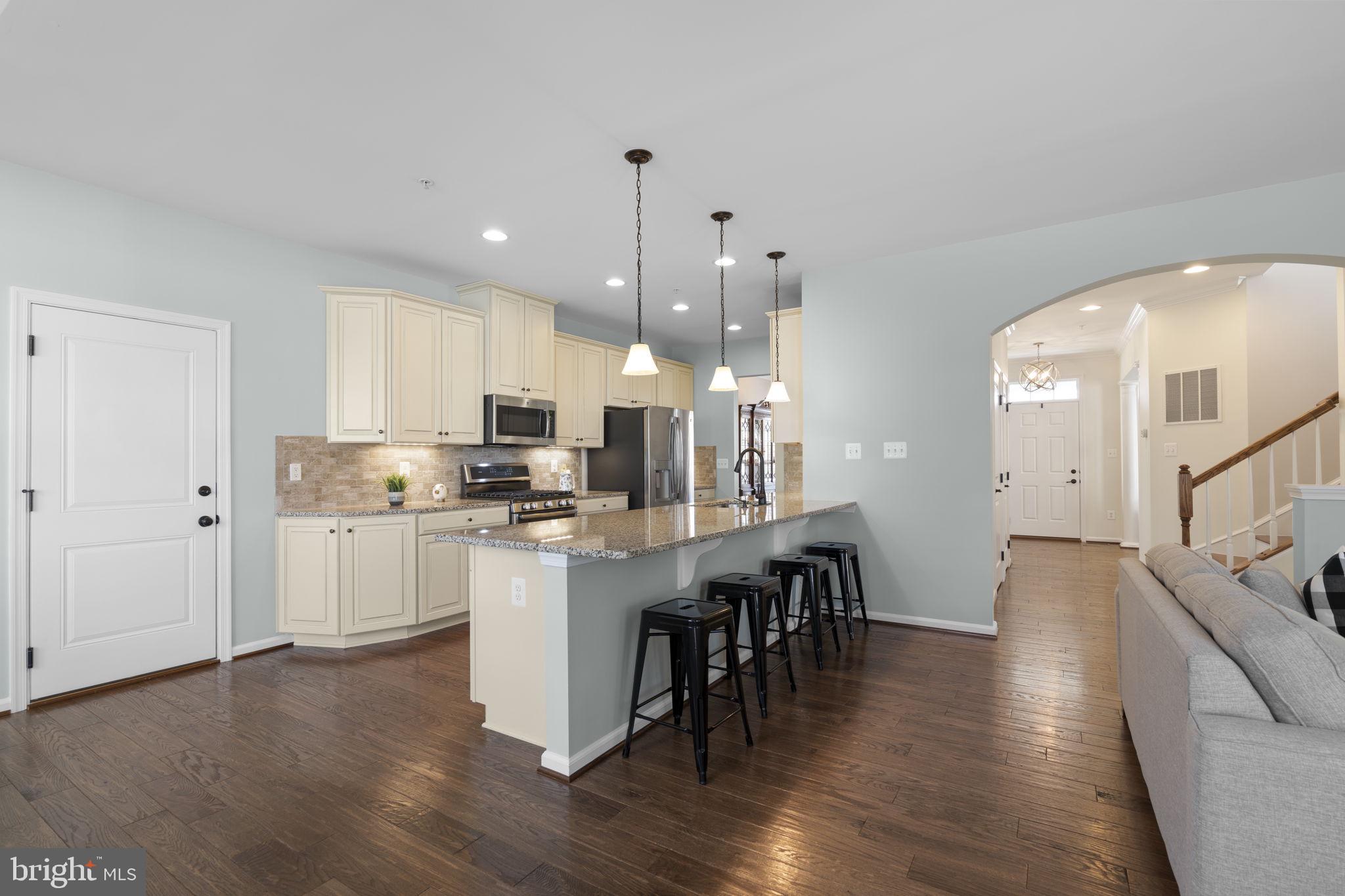 4709 PULLER DRIVE