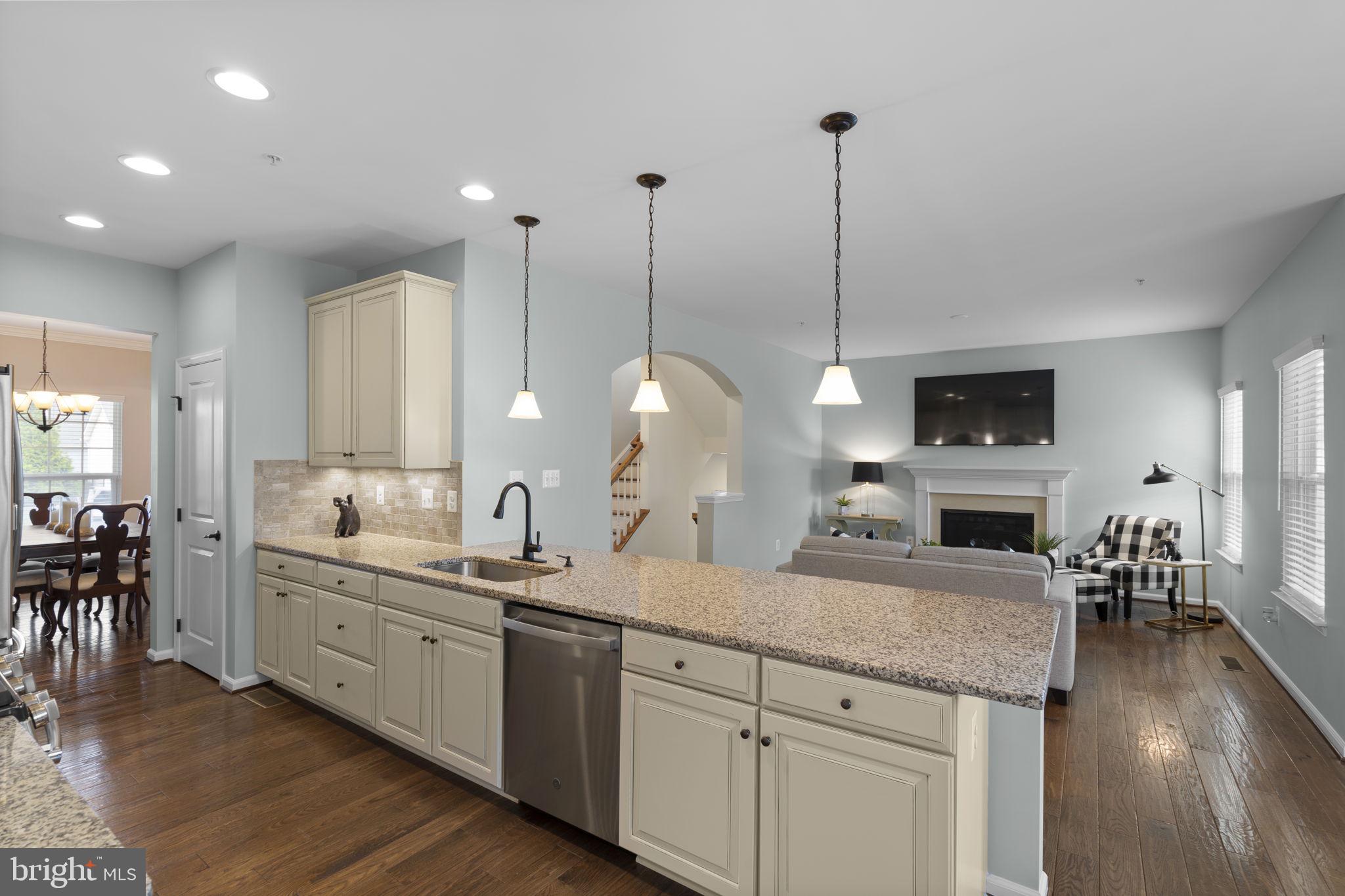 4709 PULLER DRIVE