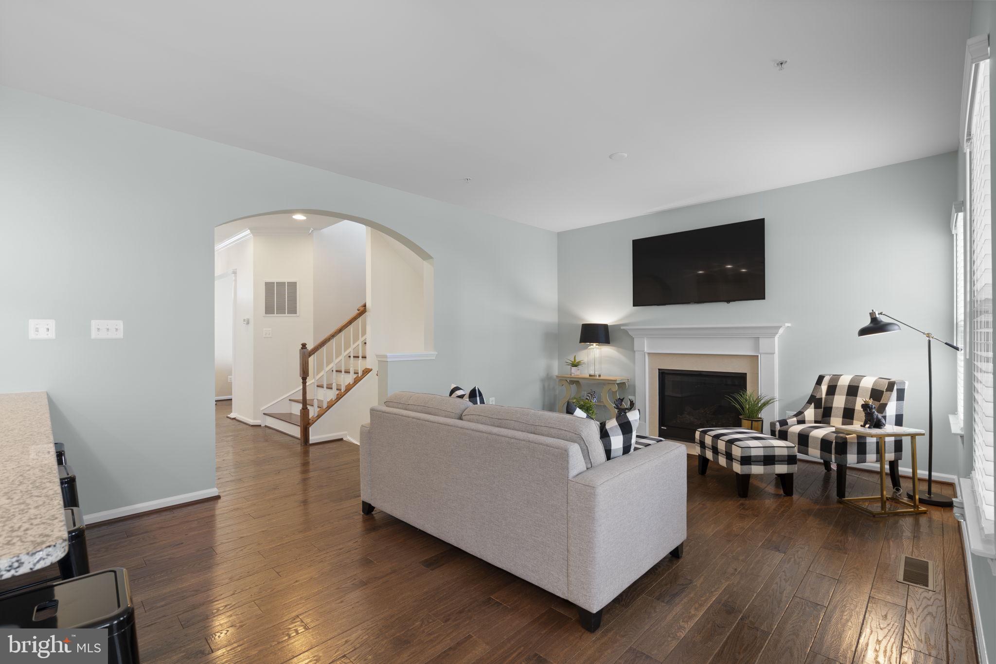 4709 PULLER DRIVE
