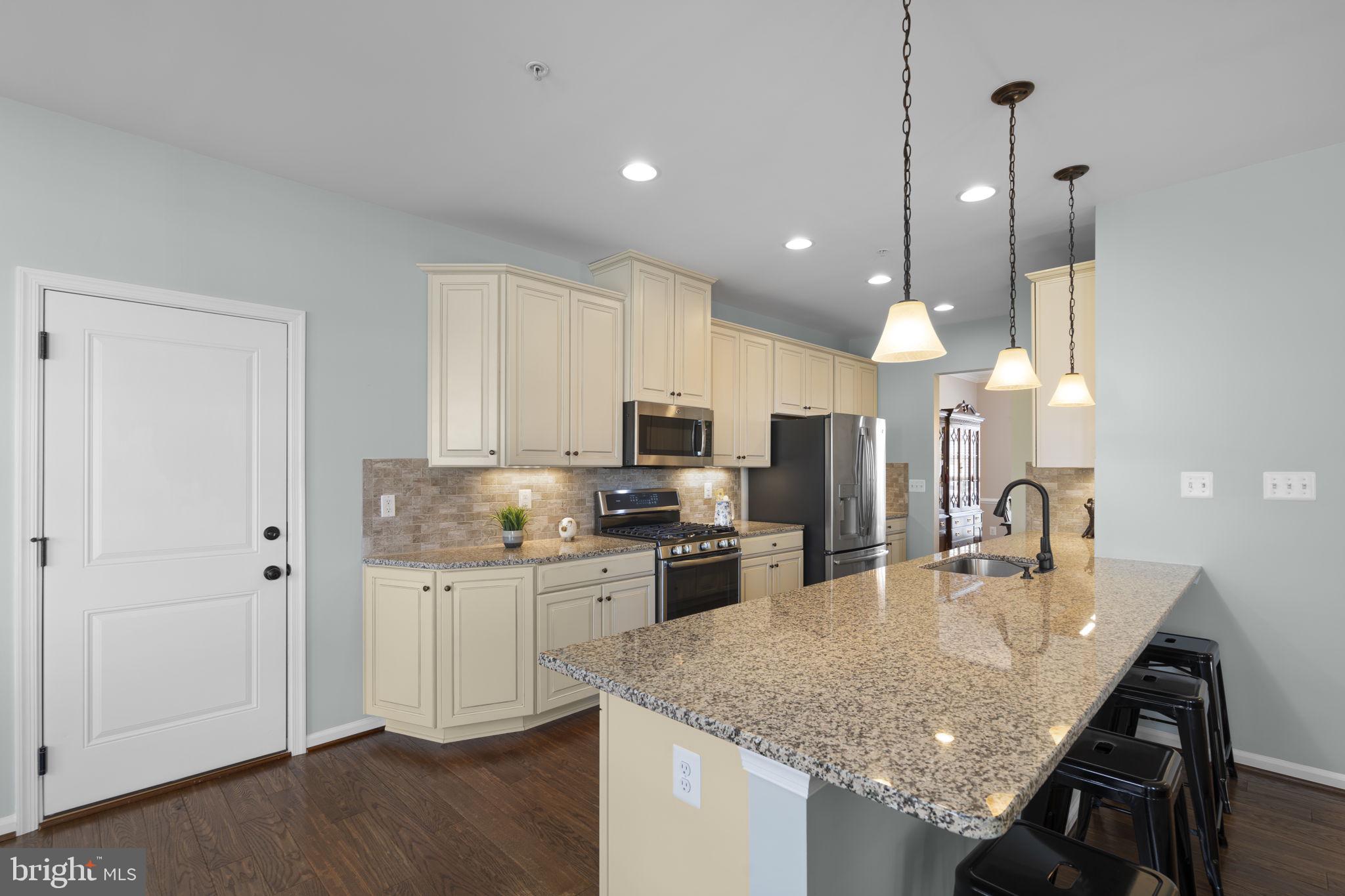 4709 PULLER DRIVE