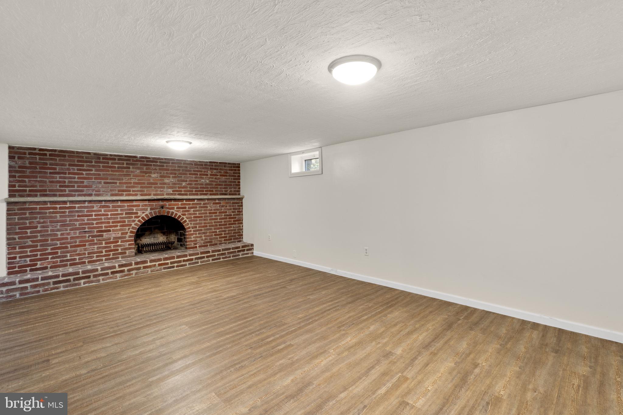 7203 PEEKSKILL DRIVE