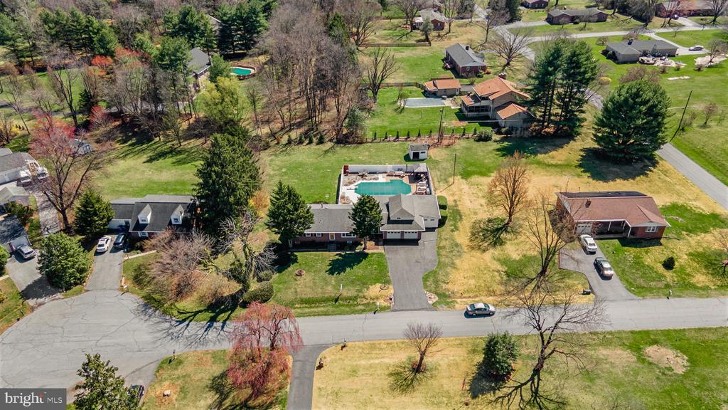 7203 PEEKSKILL DRIVE