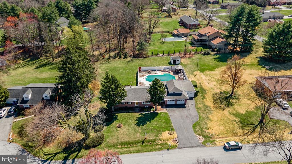 7203 PEEKSKILL DRIVE