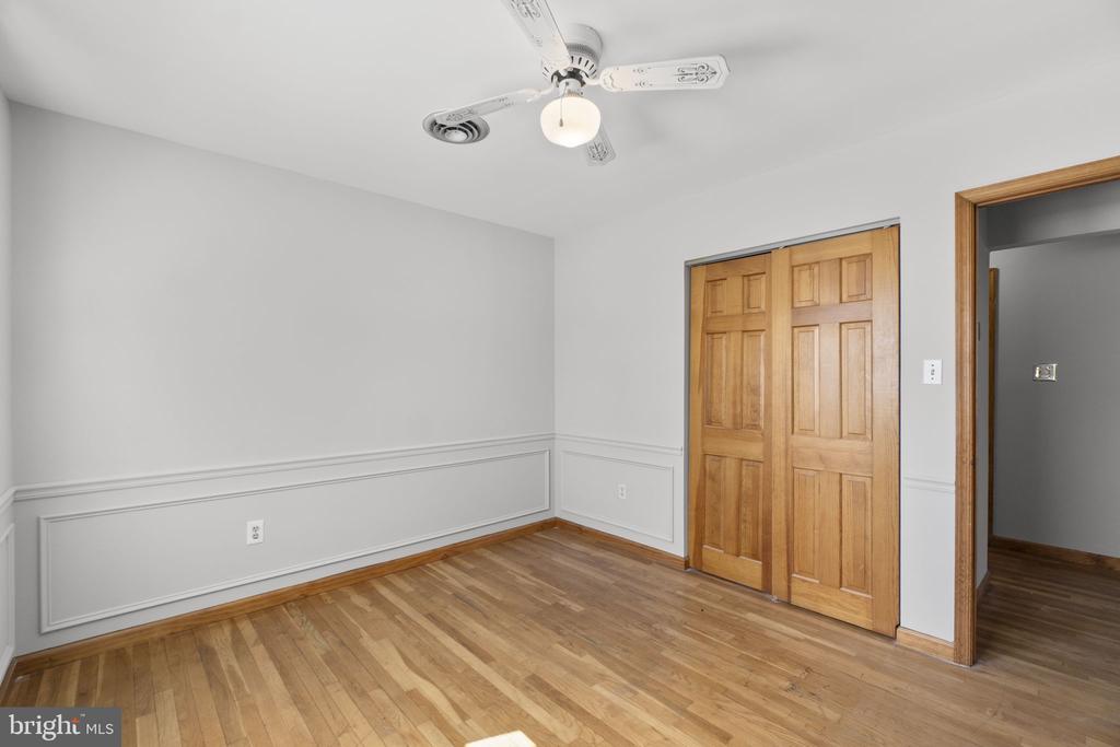 7203 PEEKSKILL DRIVE