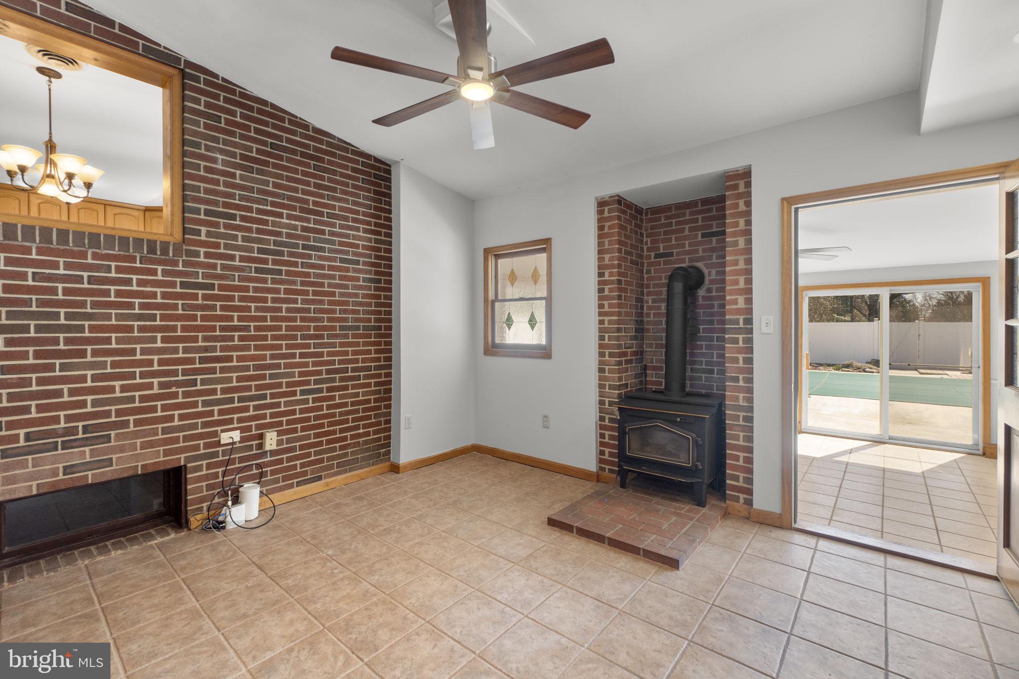 7203 PEEKSKILL DRIVE