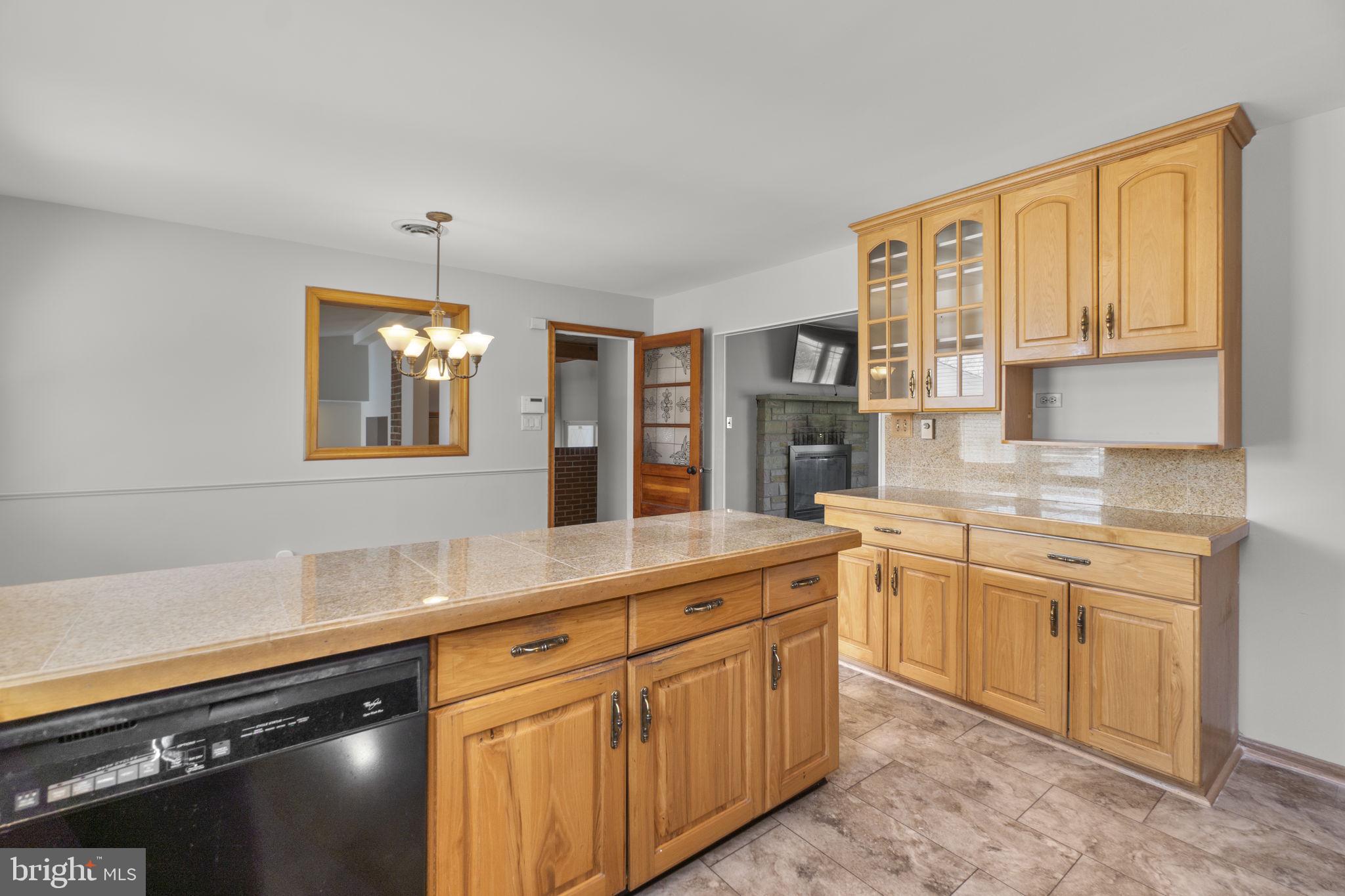 7203 PEEKSKILL DRIVE