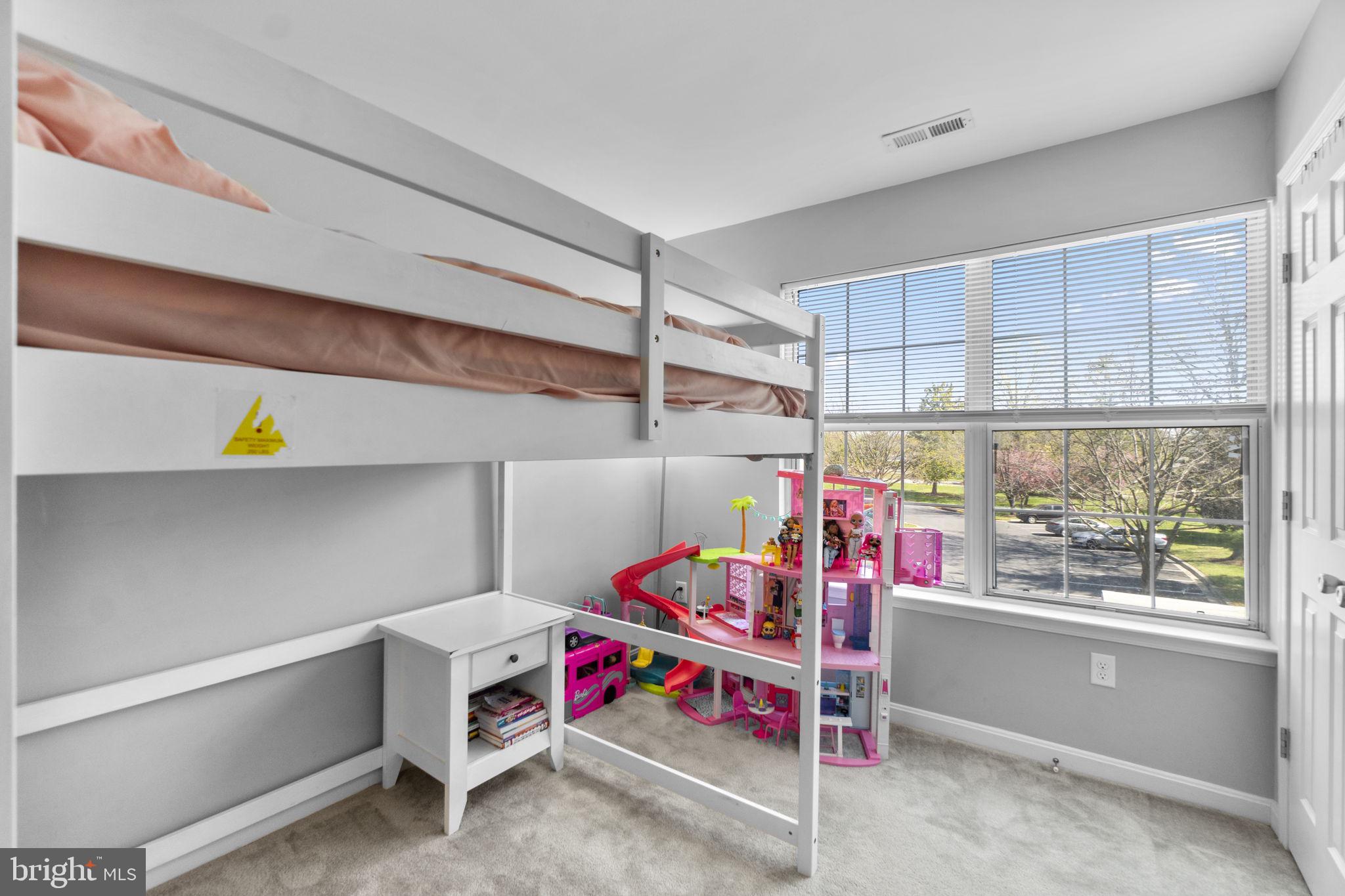 4900 ARCTIC TERN COURT