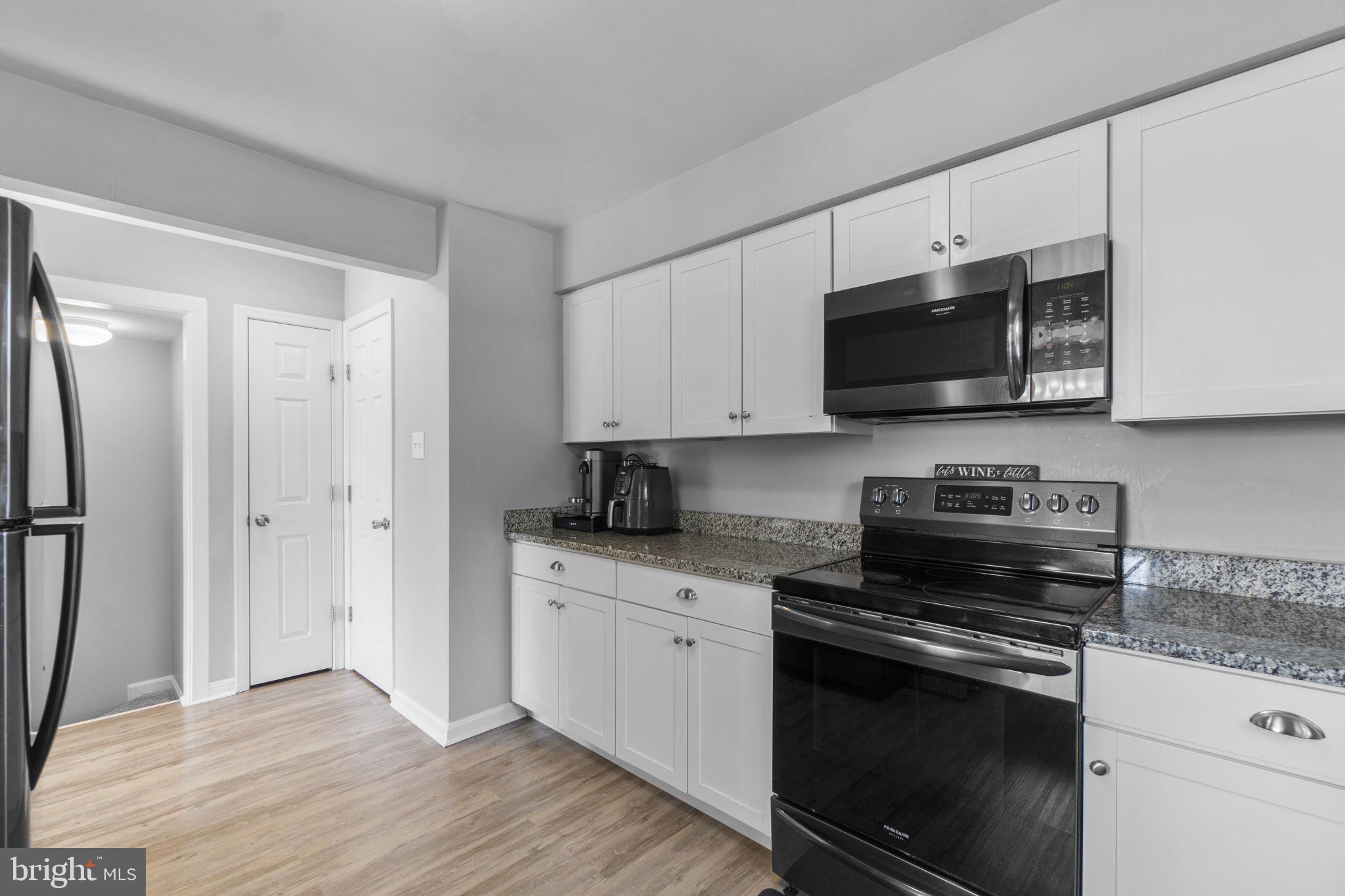 4900 ARCTIC TERN COURT