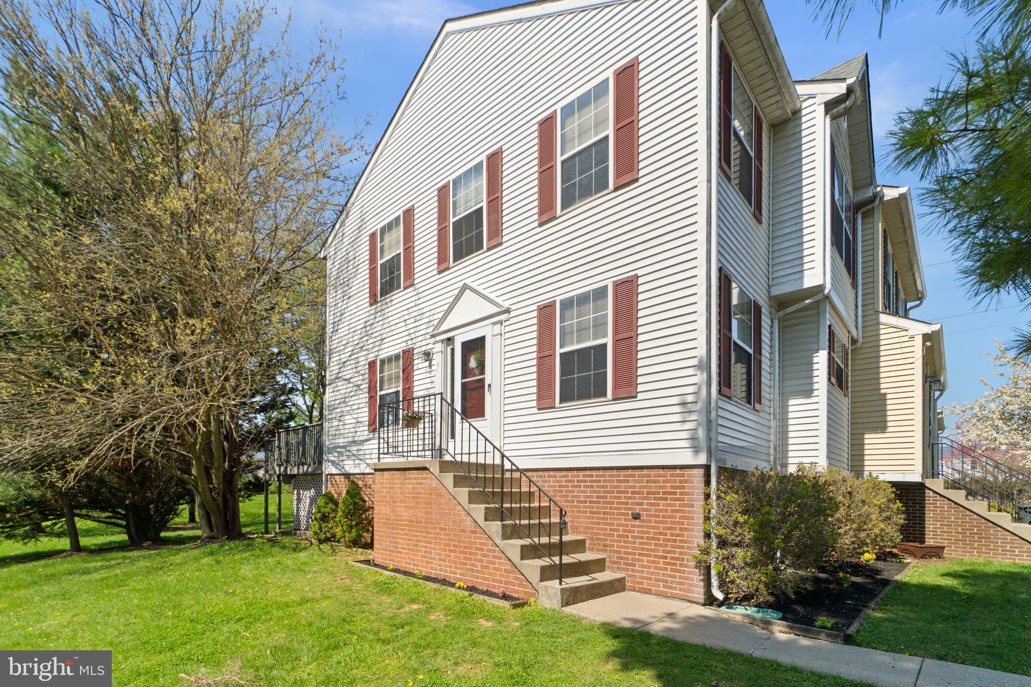 4900 ARCTIC TERN COURT