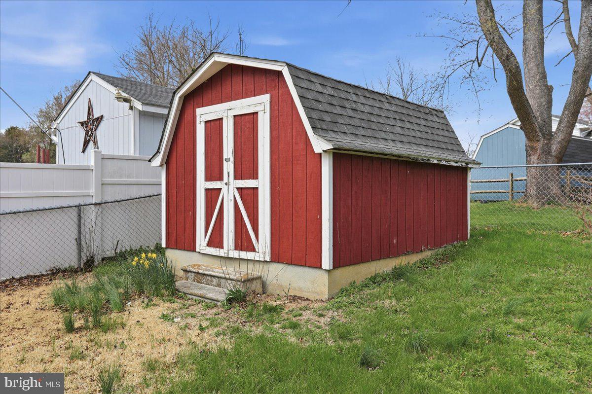 215 CHALLEDON DRIVE