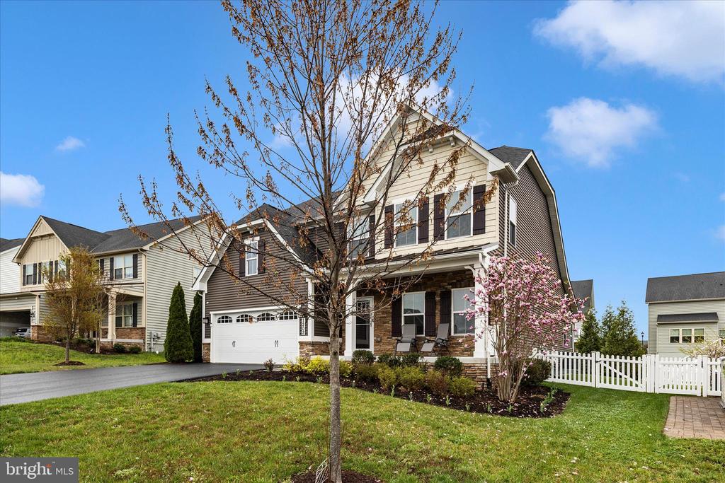 1202 DARGON QUARRY LANE