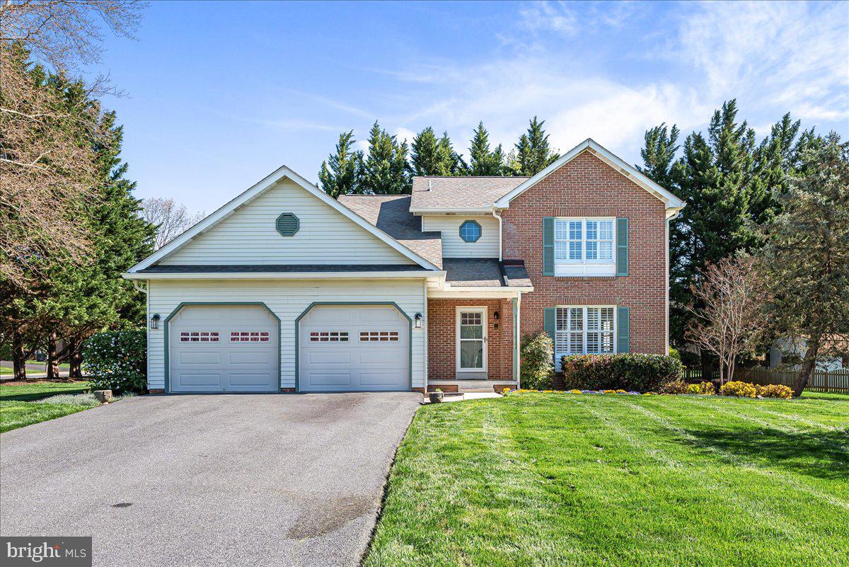 211 DEER RUN DRIVE
