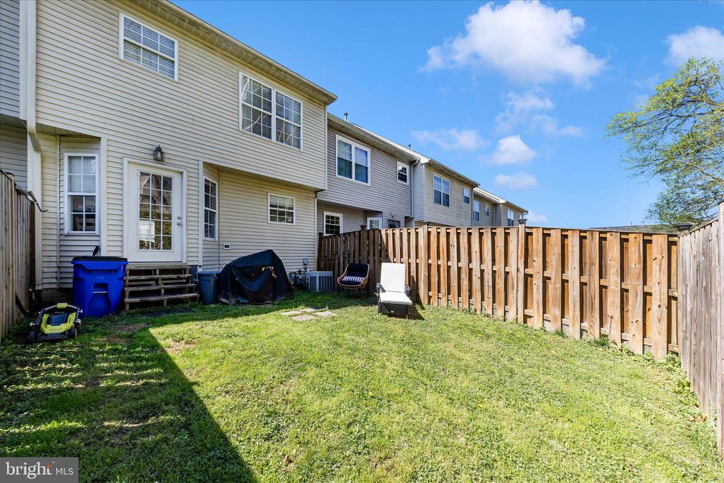 6107 PINE RIDGE TERRACE
