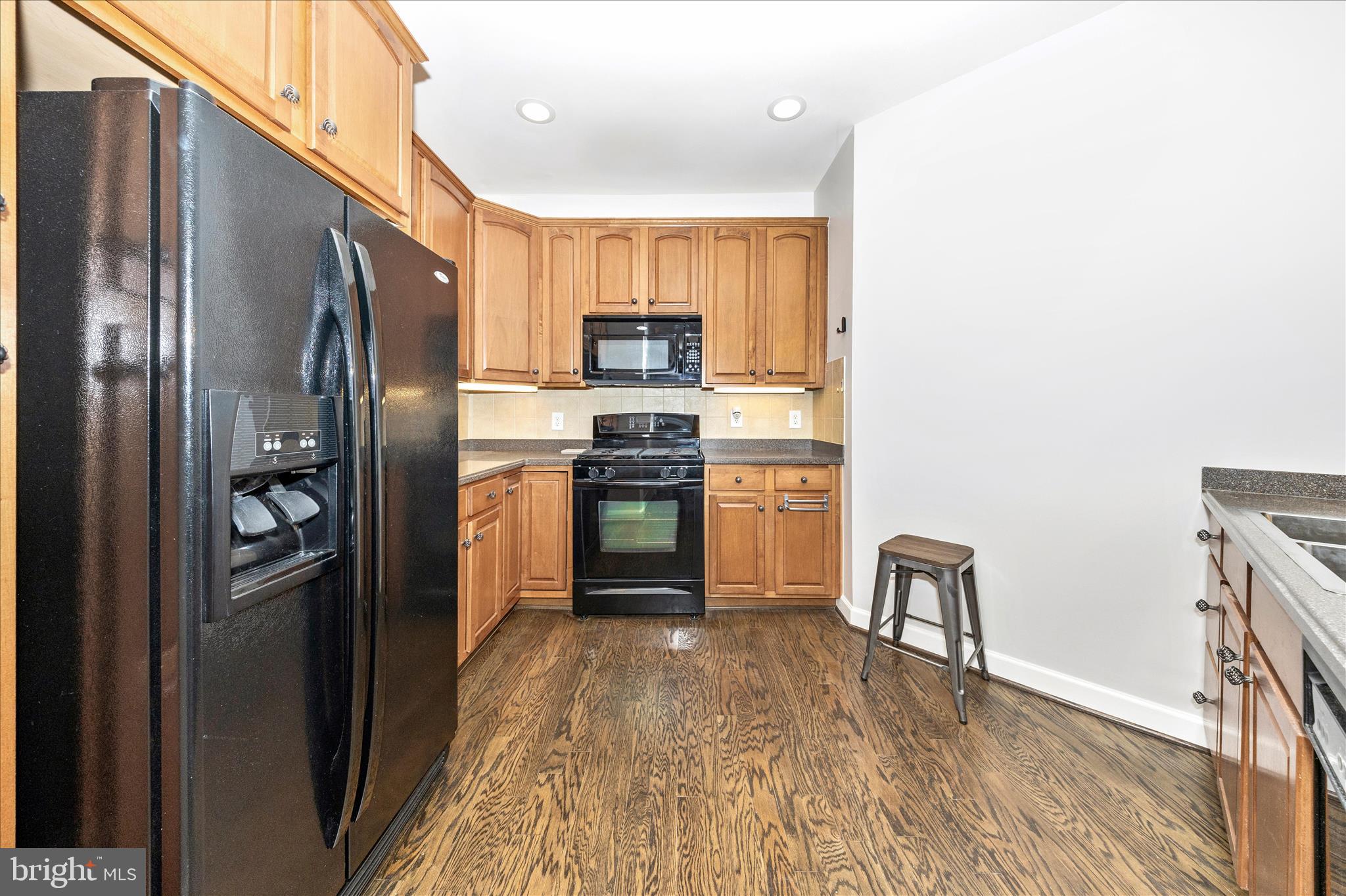 35 E ALL SAINTS STREET 114