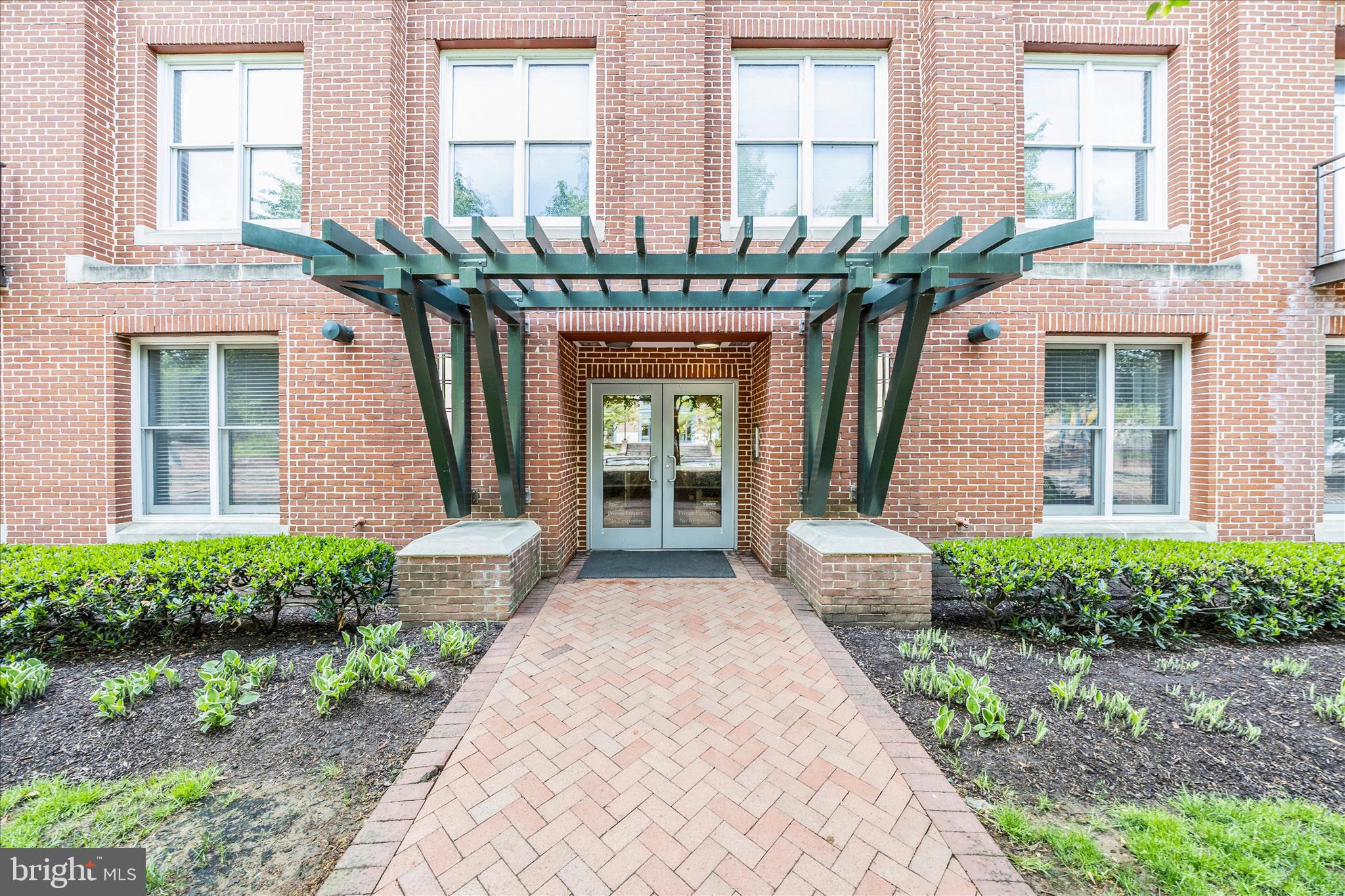 35 E ALL SAINTS STREET 114