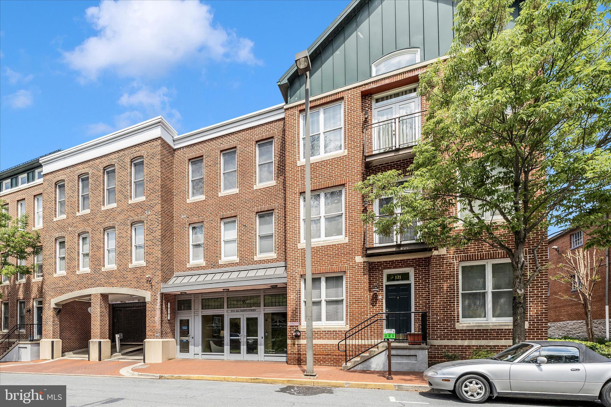 35 E ALL SAINTS STREET 114
