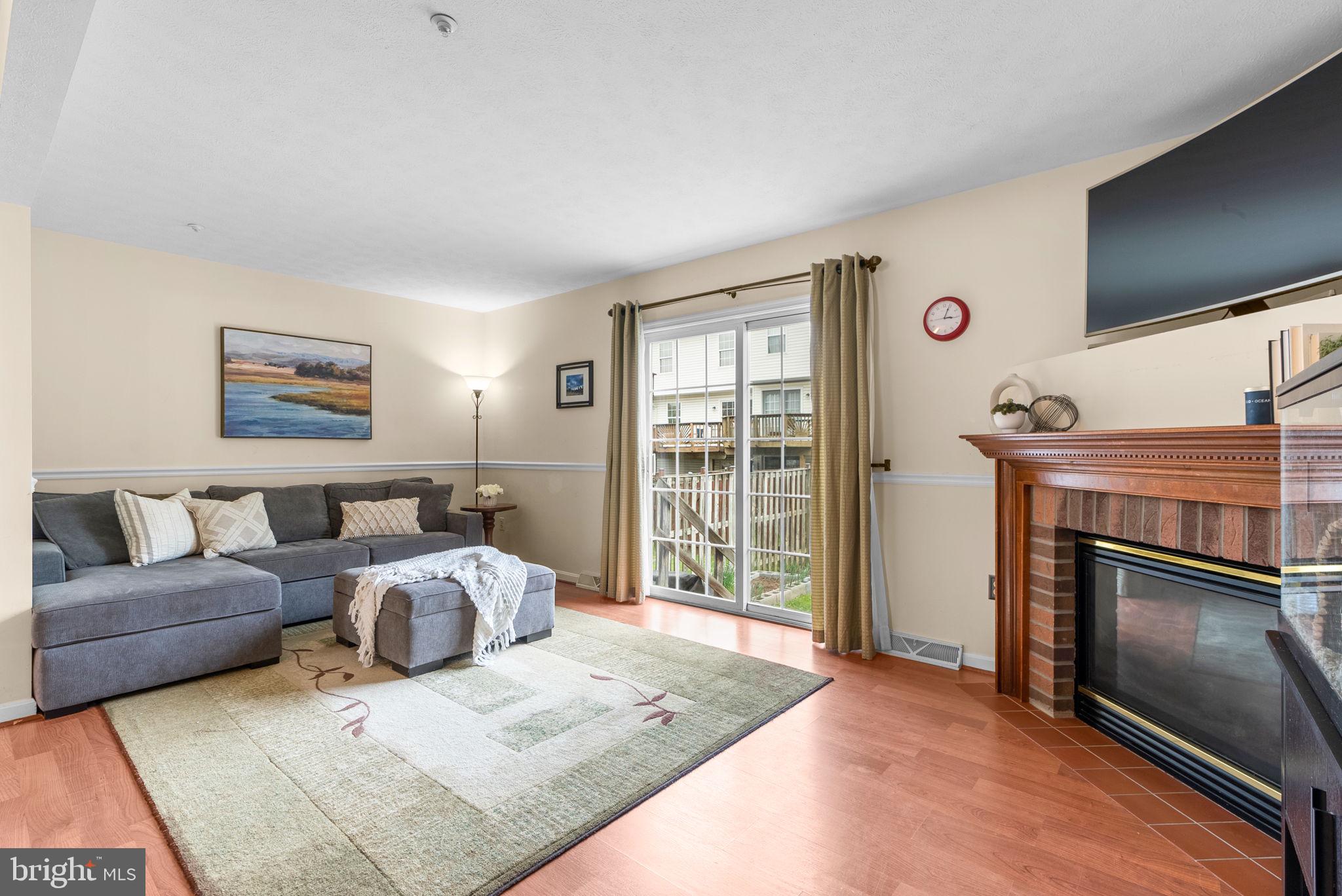 5609 QUEEN ANNE COURT