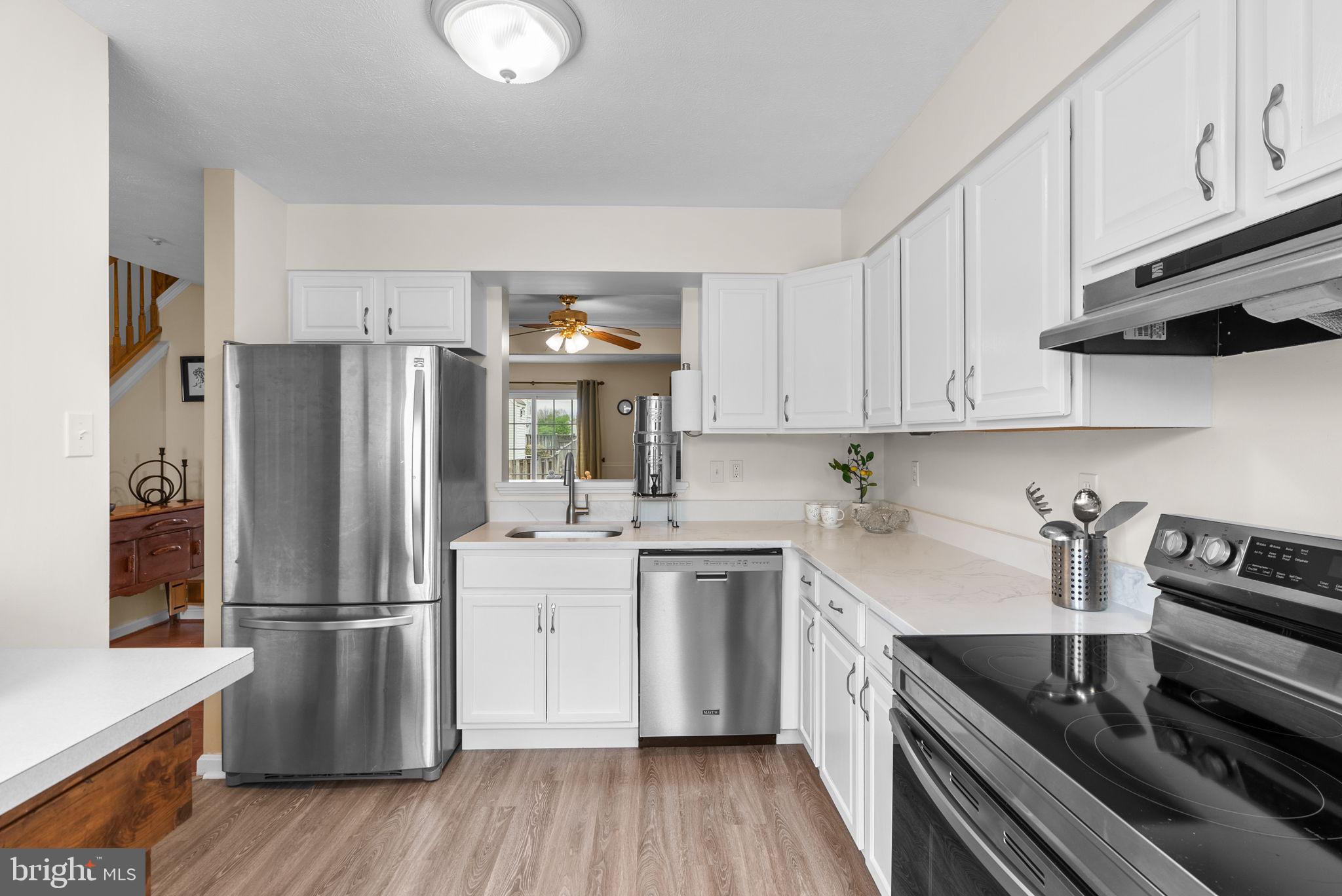 5609 QUEEN ANNE COURT