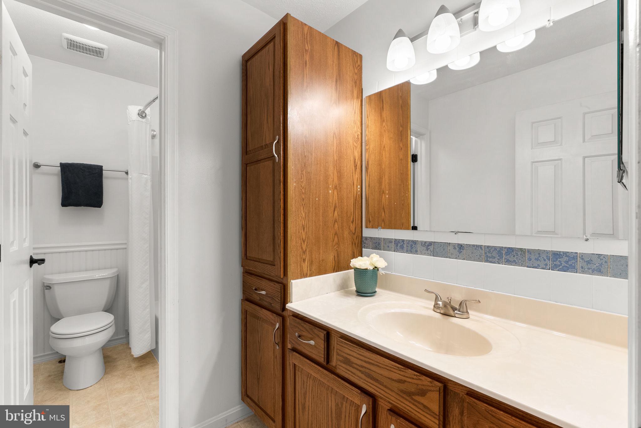 5609 QUEEN ANNE COURT