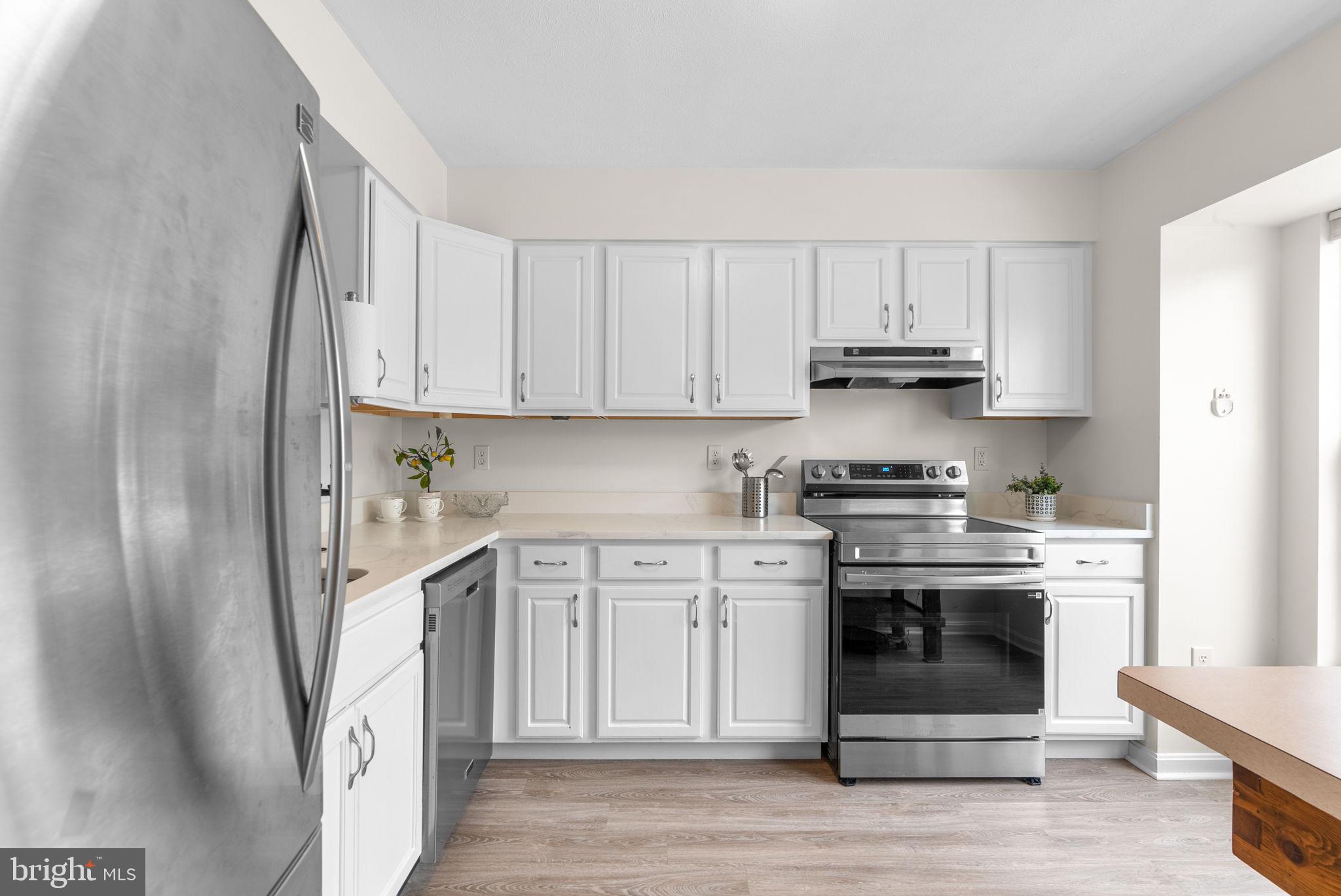 5609 QUEEN ANNE COURT