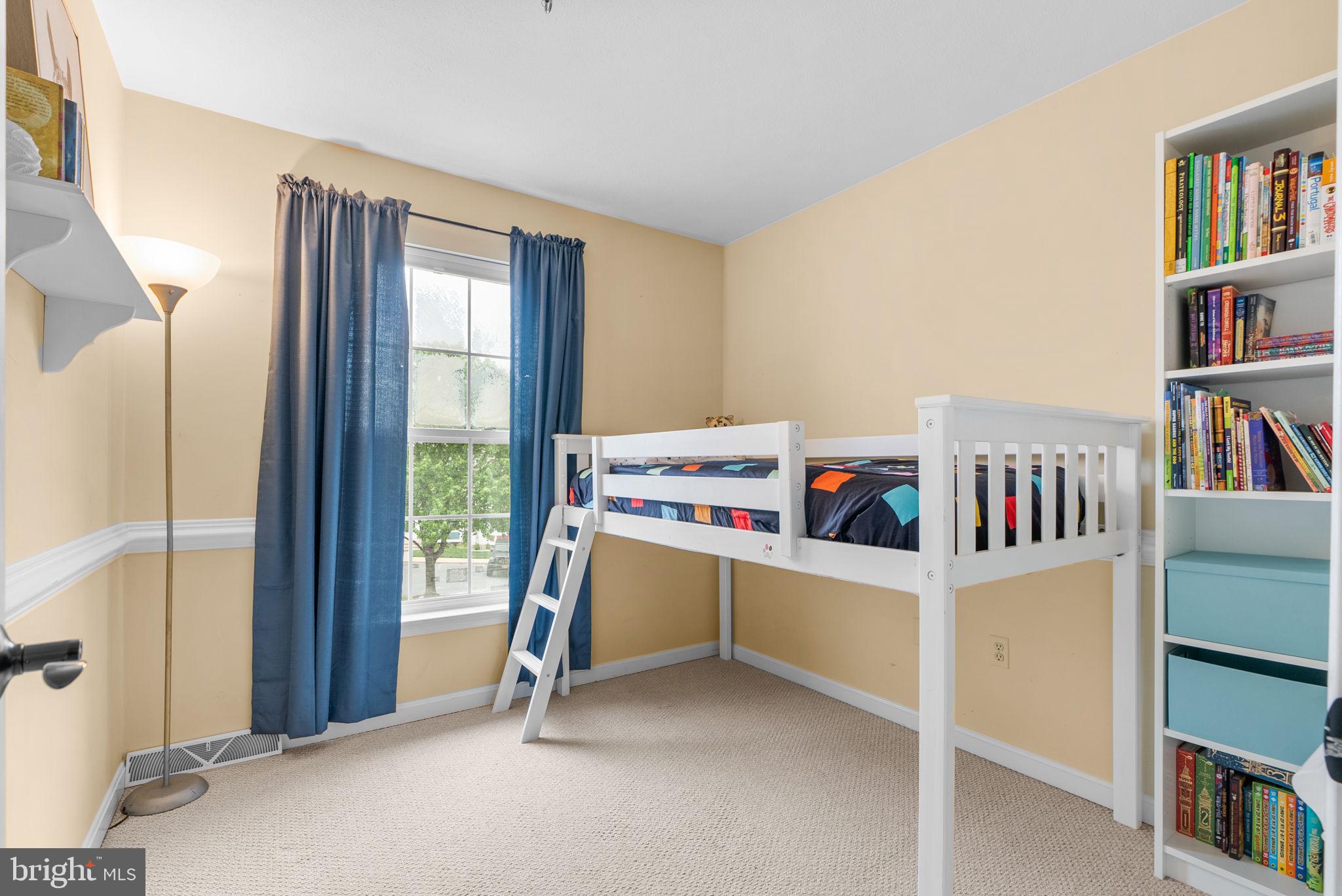 5609 QUEEN ANNE COURT