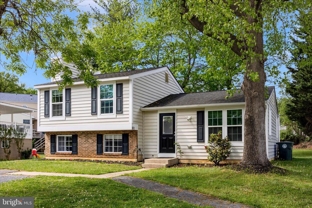 101 ANDOVER COURT
