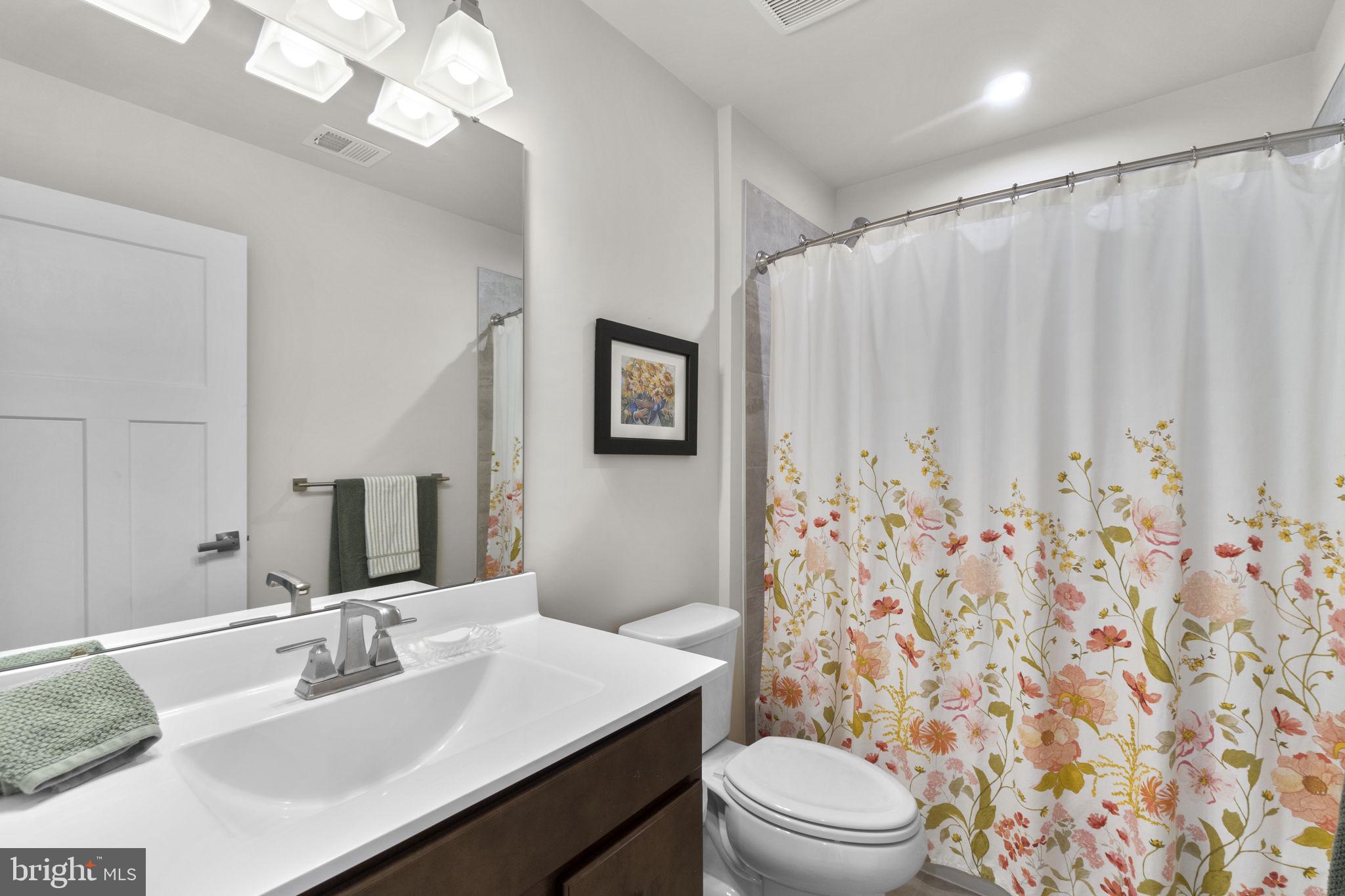 2472 SILVER LEAF DRIVE