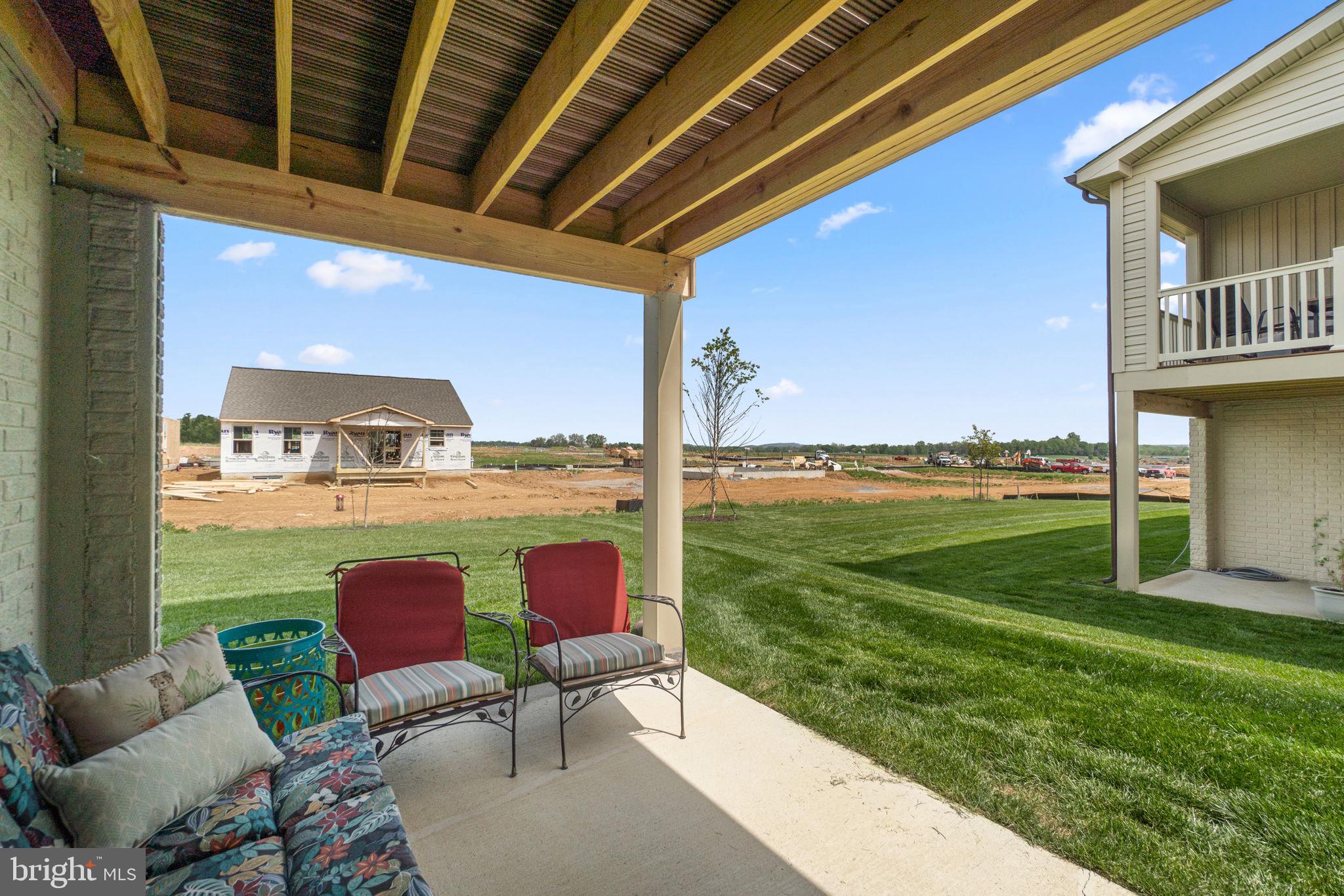 2472 SILVER LEAF DRIVE