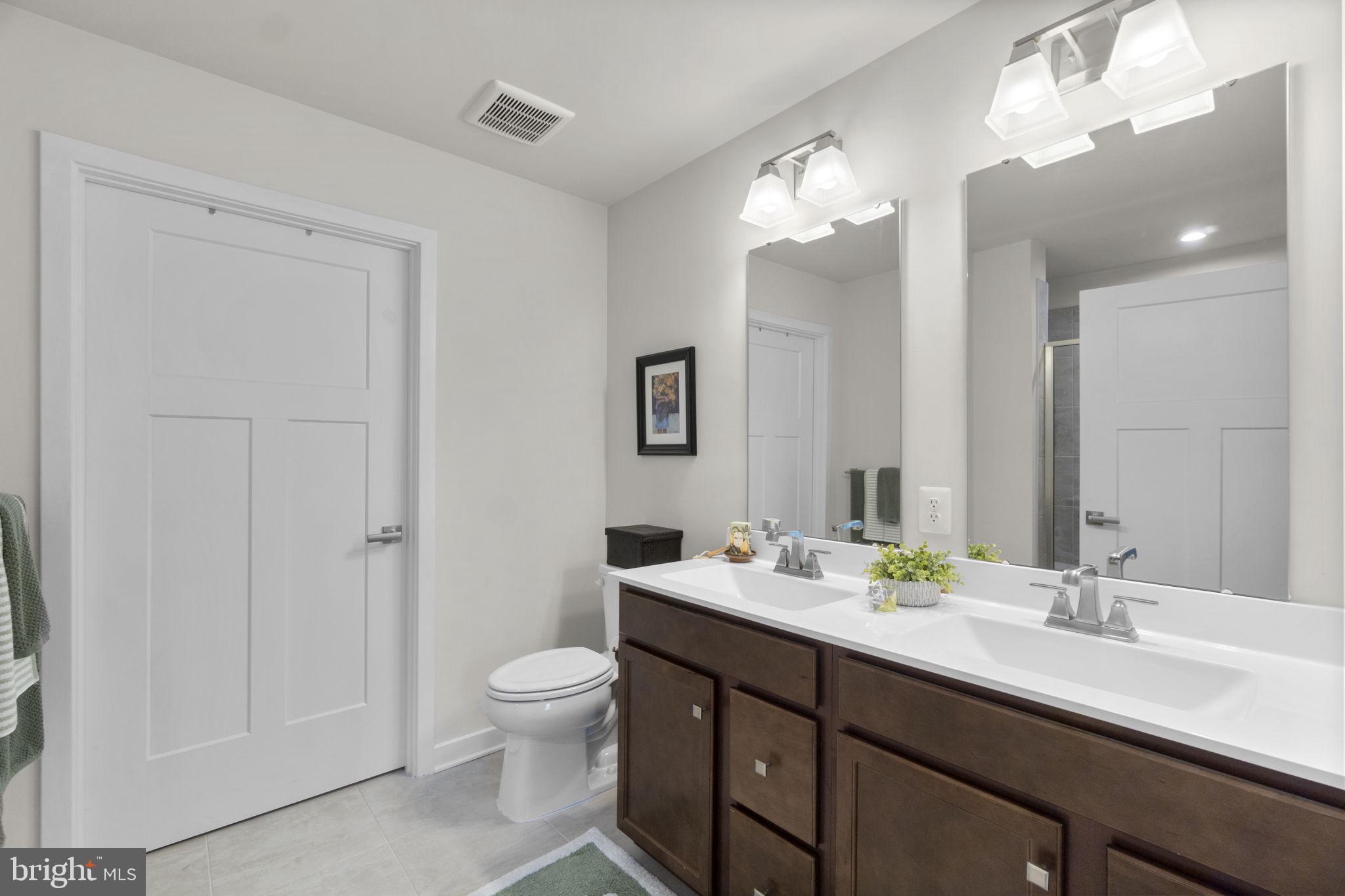 2472 SILVER LEAF DRIVE