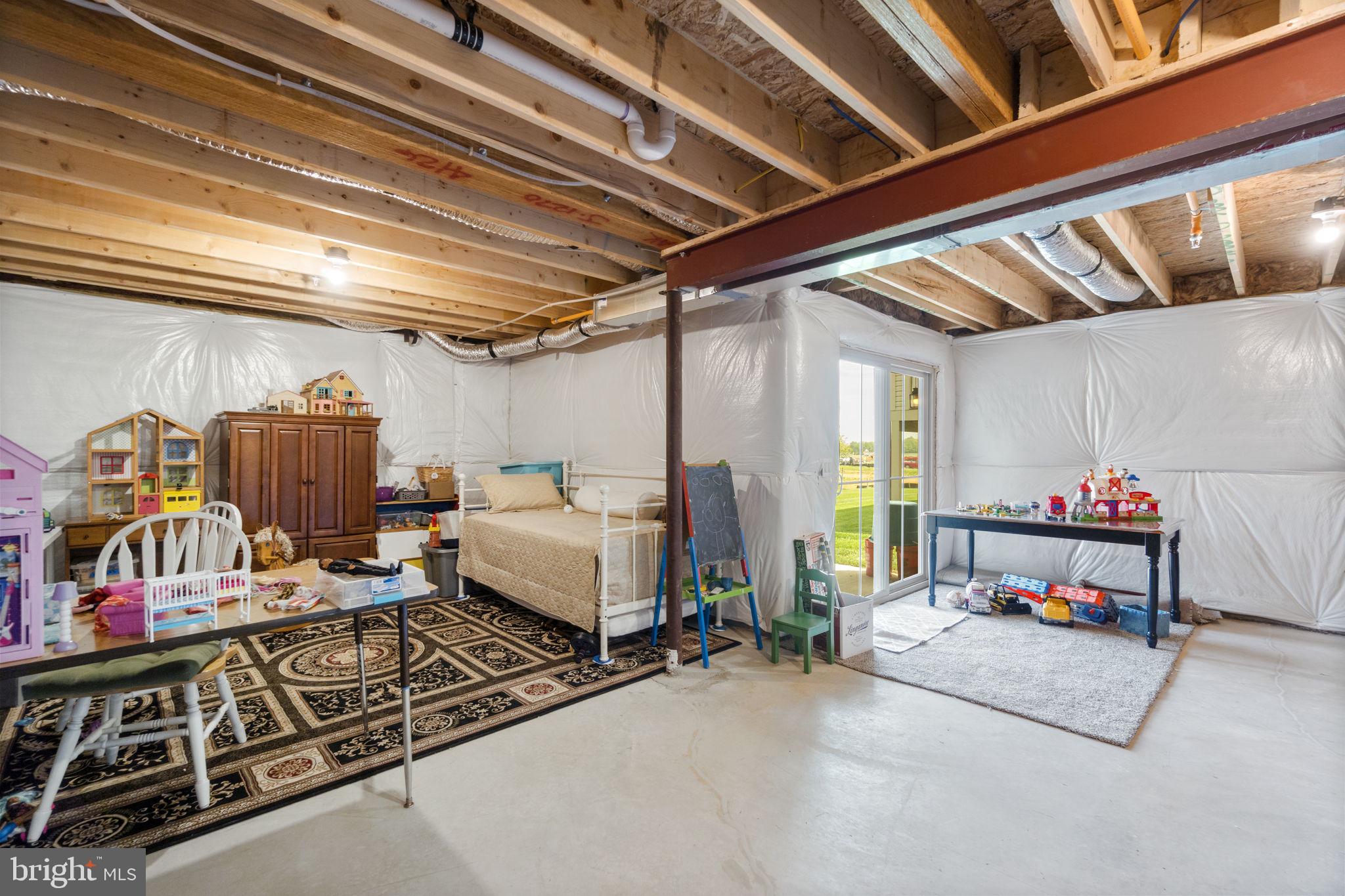 2472 SILVER LEAF DRIVE