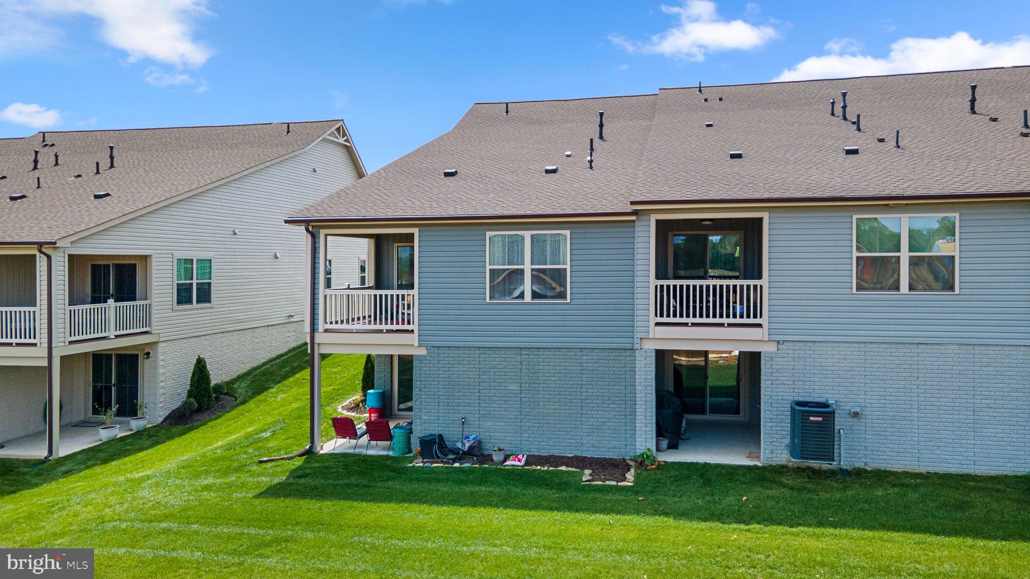 2472 SILVER LEAF DRIVE