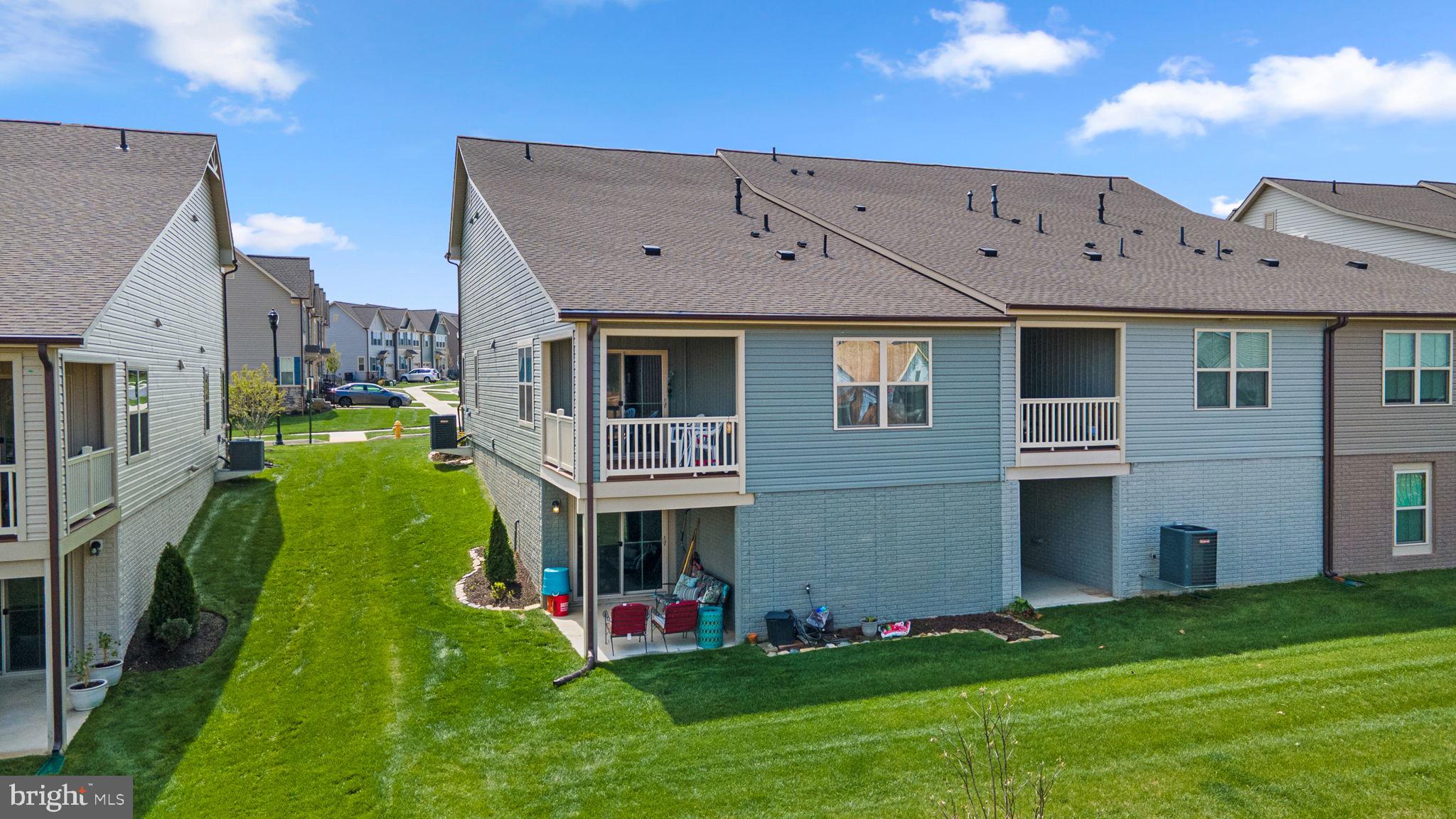 2472 SILVER LEAF DRIVE