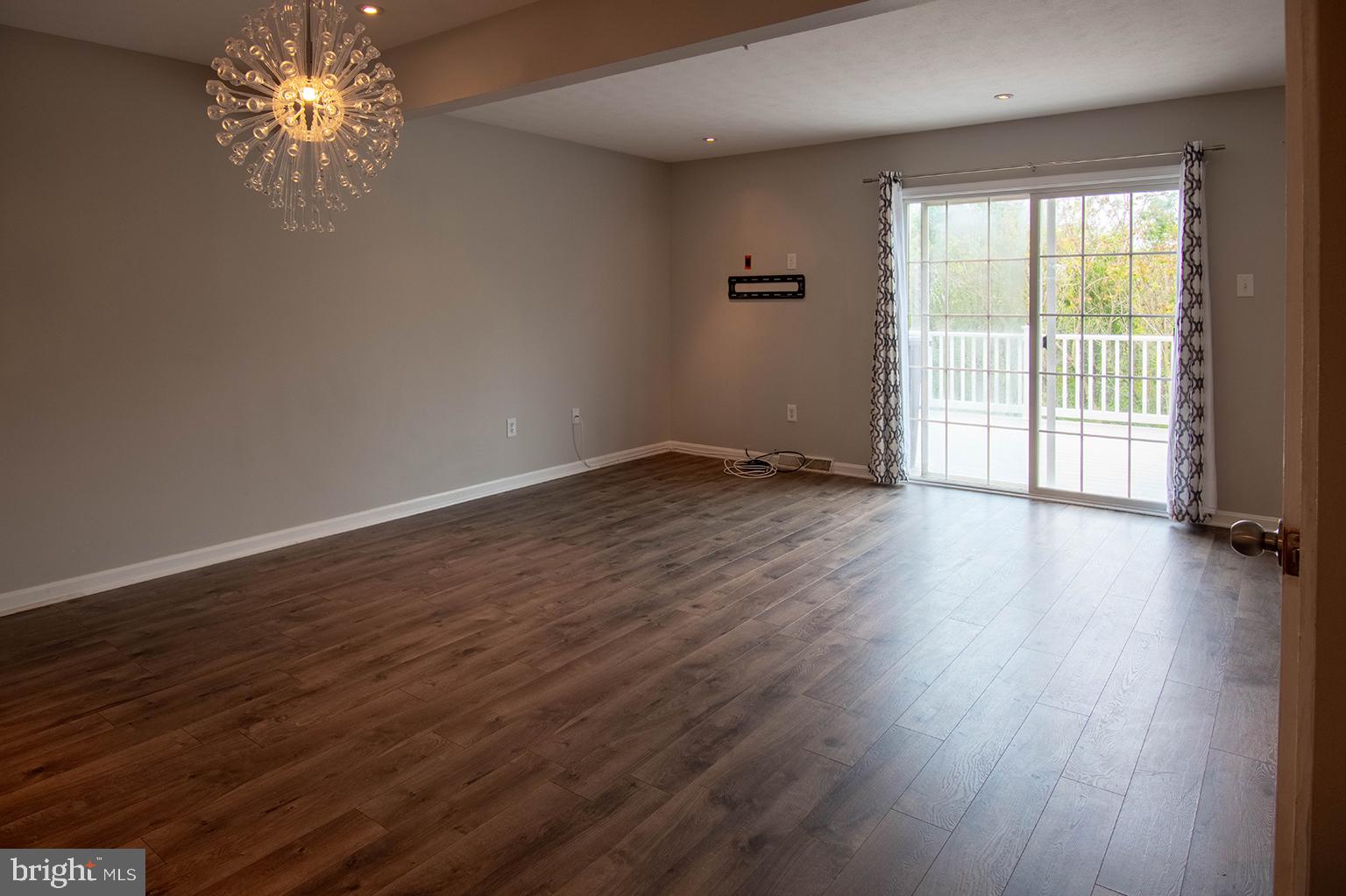5620 QUEEN ANNE COURT