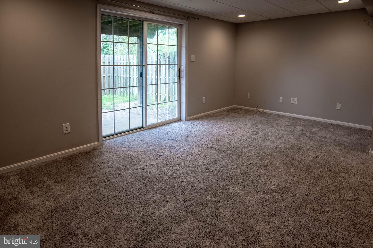 5620 QUEEN ANNE COURT