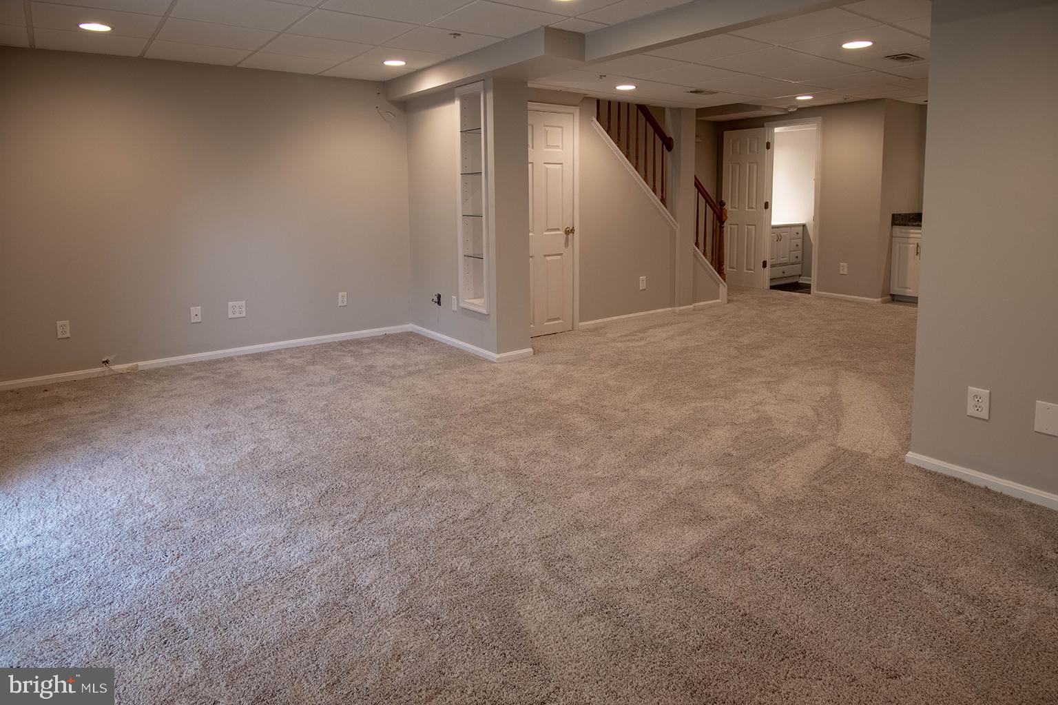 5620 QUEEN ANNE COURT