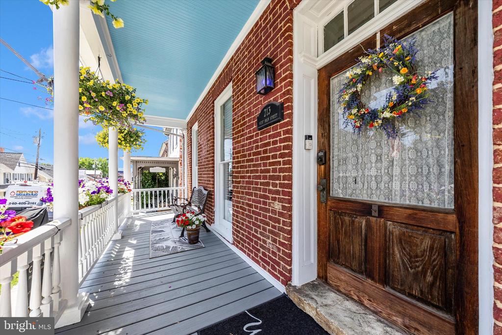 213 W MAIN STREET