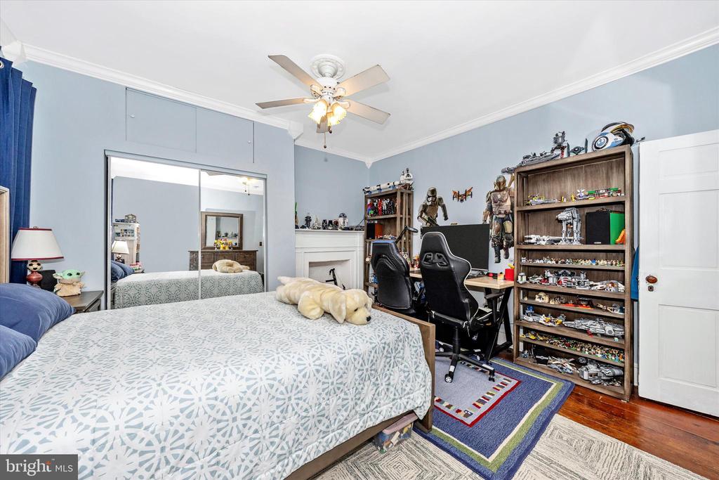 213 W MAIN STREET